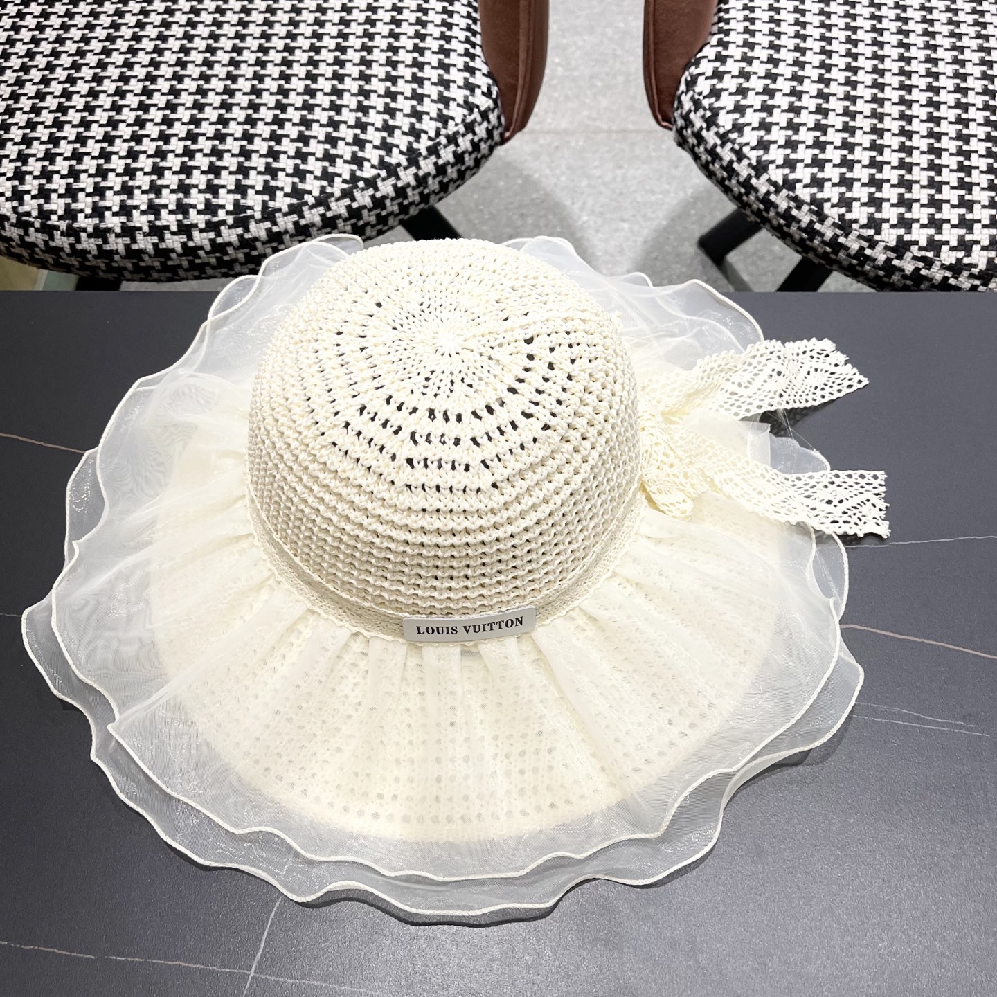  Lv路易威登 2025新款蕾丝大帽檐帽女夏季海边沙滩遮阳防晒
帽草编遮全脸防紫外线帽子