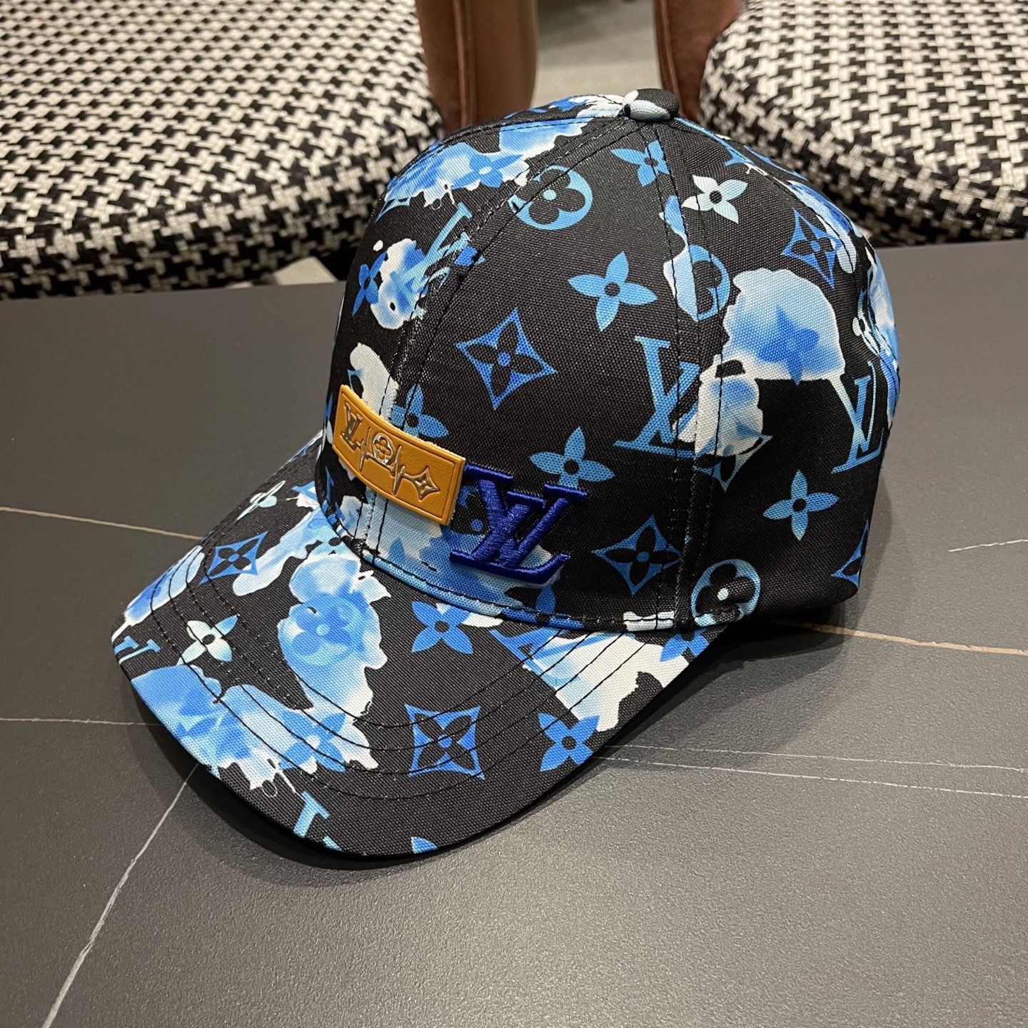  🧢路易威登lv棒球帽 LouisVuitton😍新款水洗刺绣花高端大气，百搭款🤗男女通用！