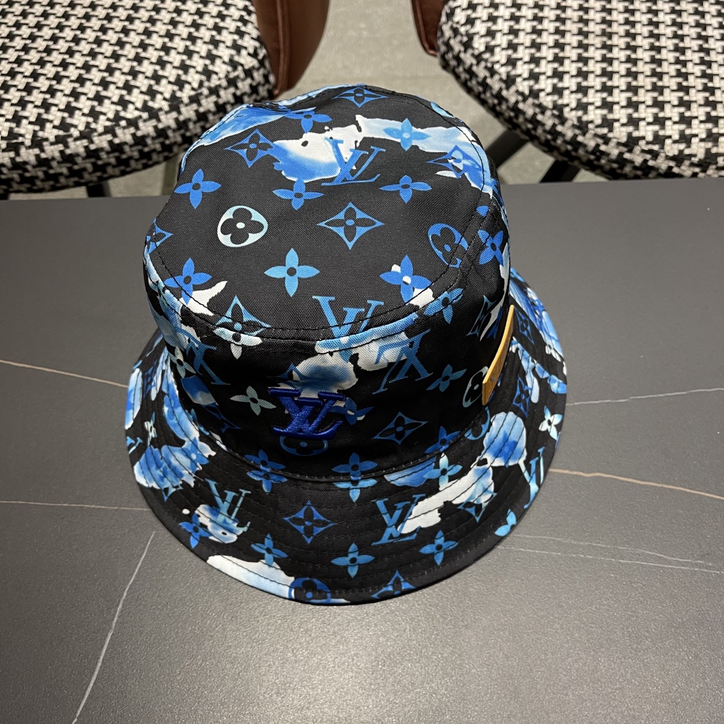  Lv路易威登 刺绣字棒球帽做旧水渔夫帽男女
同款百搭遮阳帽