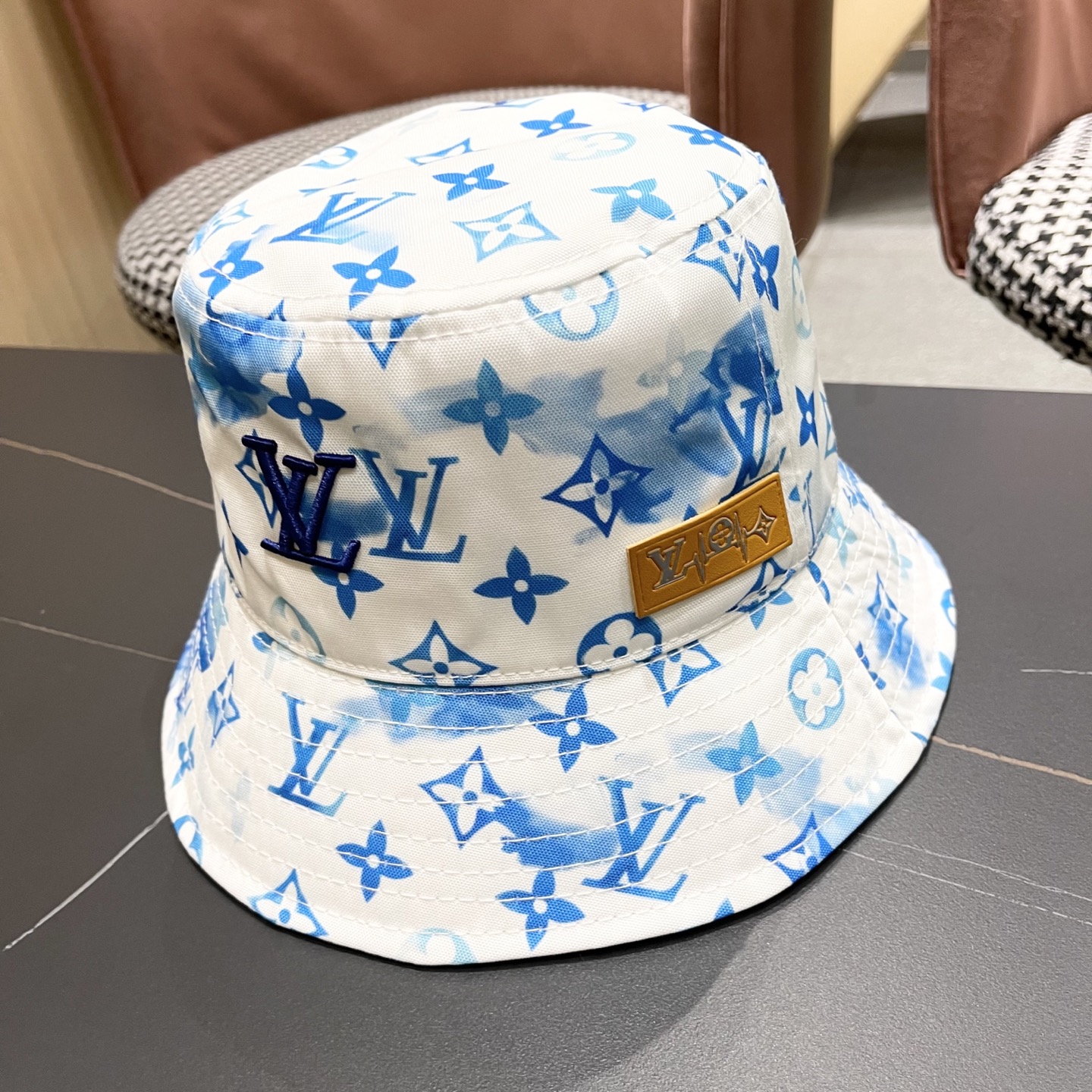  Lv路易威登 刺绣字棒球帽做旧水渔夫帽男女
同款百搭遮阳帽