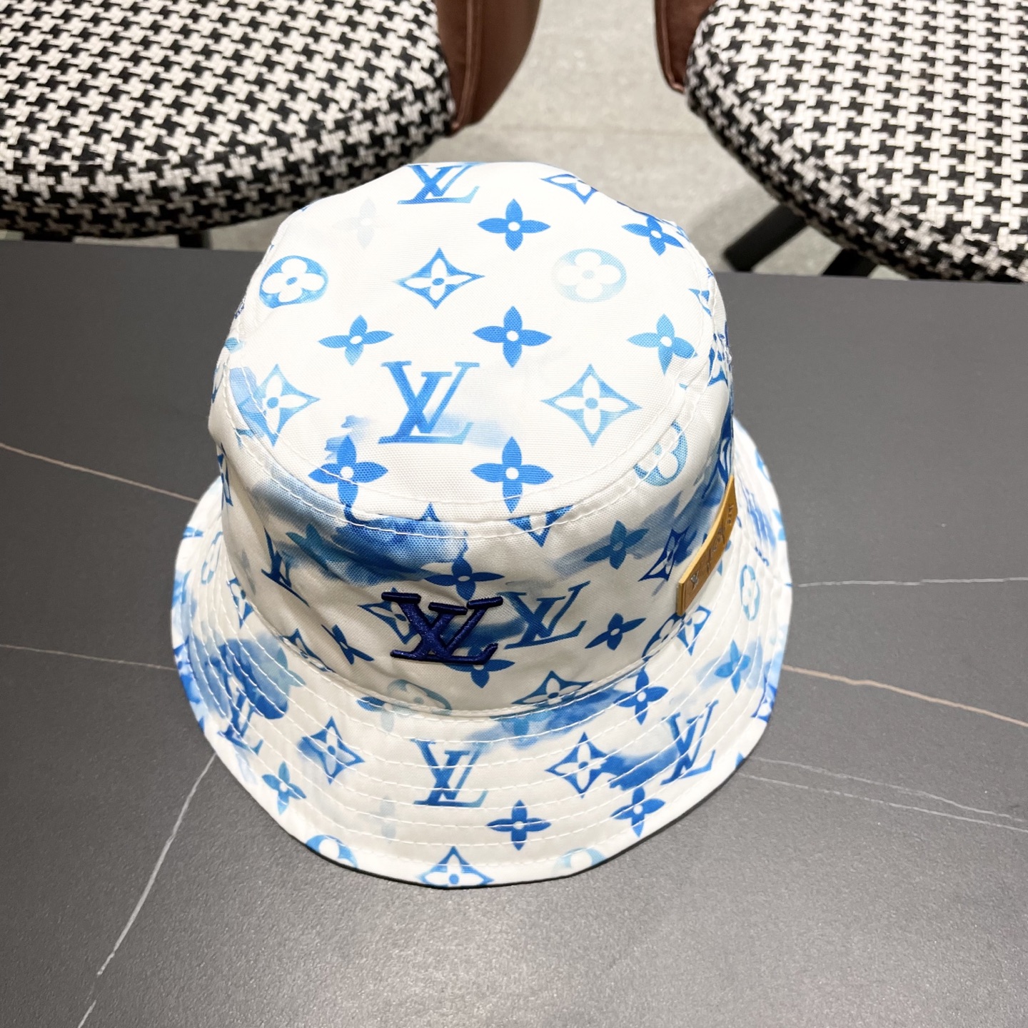  Lv路易威登 刺绣字棒球帽做旧水渔夫帽男女
同款百搭遮阳帽