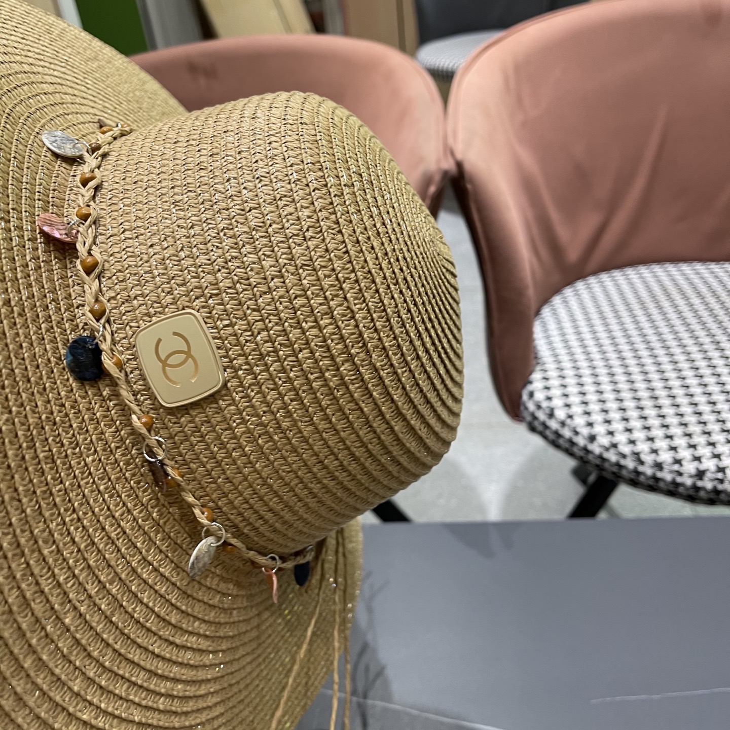  【CHANEL香奈儿】2025新款编织草帽，度假休闲必备，优雅大方的一款
