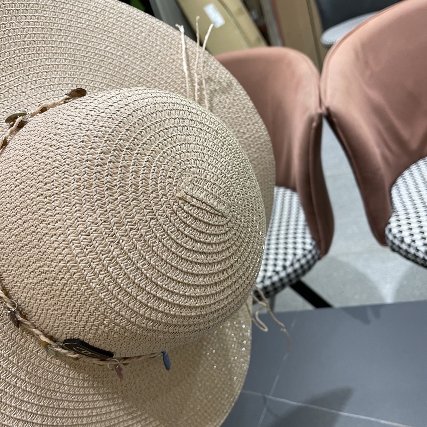  【CHANEL香奈儿】2025新款编织草帽，度假休闲必备，优雅大方的一款