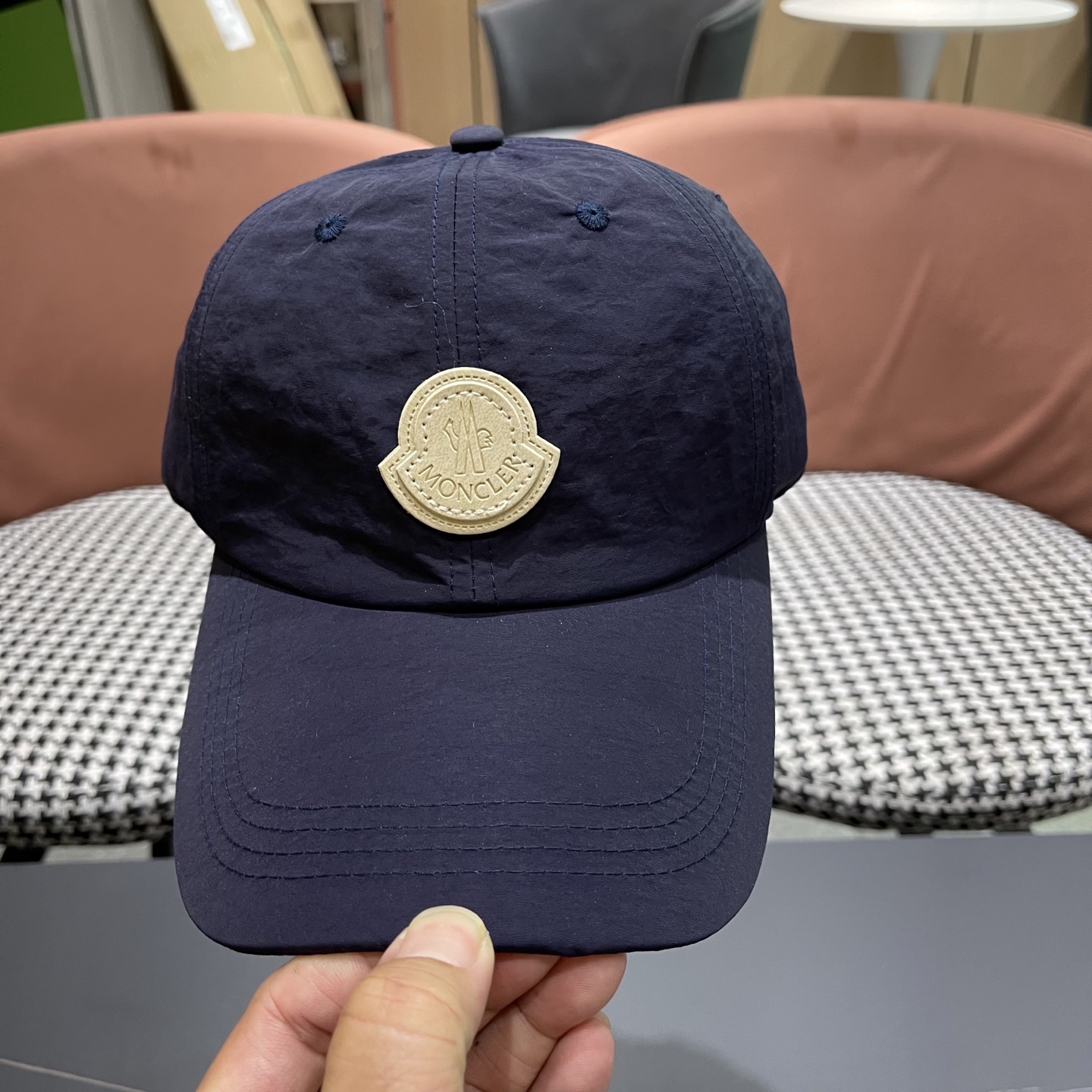  蒙口Moncler🆕春款新款个性速干清麴棒球帽，高品质透气性巨佳，高颜值时尚单品！
男女同款