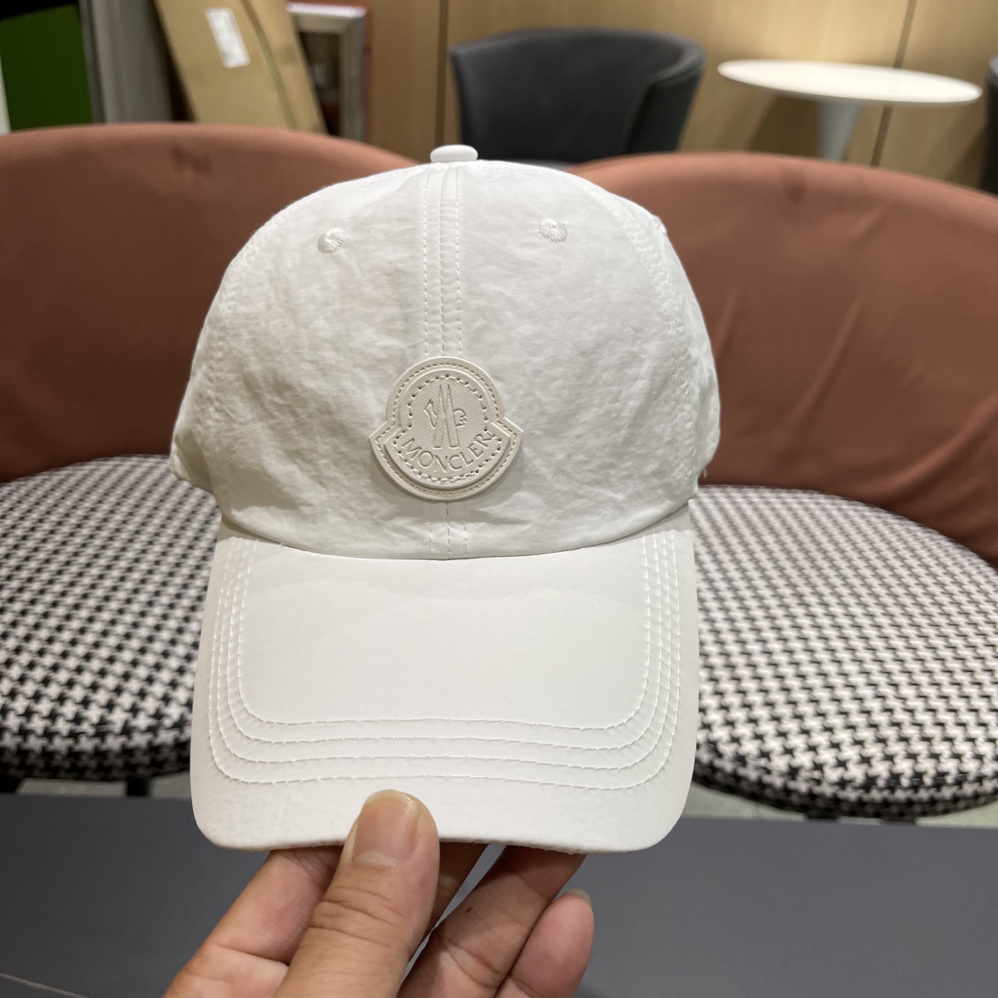  蒙口Moncler🆕春款新款个性速干清麴棒球帽，高品质透气性巨佳，高颜值时尚单品！
男女同款