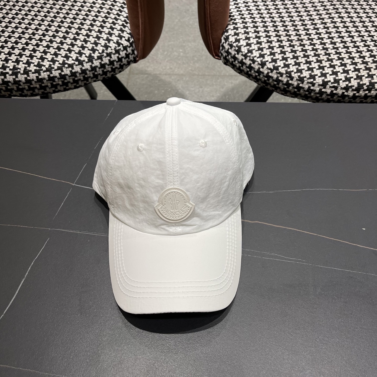  蒙口Moncler🆕春款新款个性速干清麴棒球帽，高品质透气性巨佳，高颜值时尚单品！
男女同款