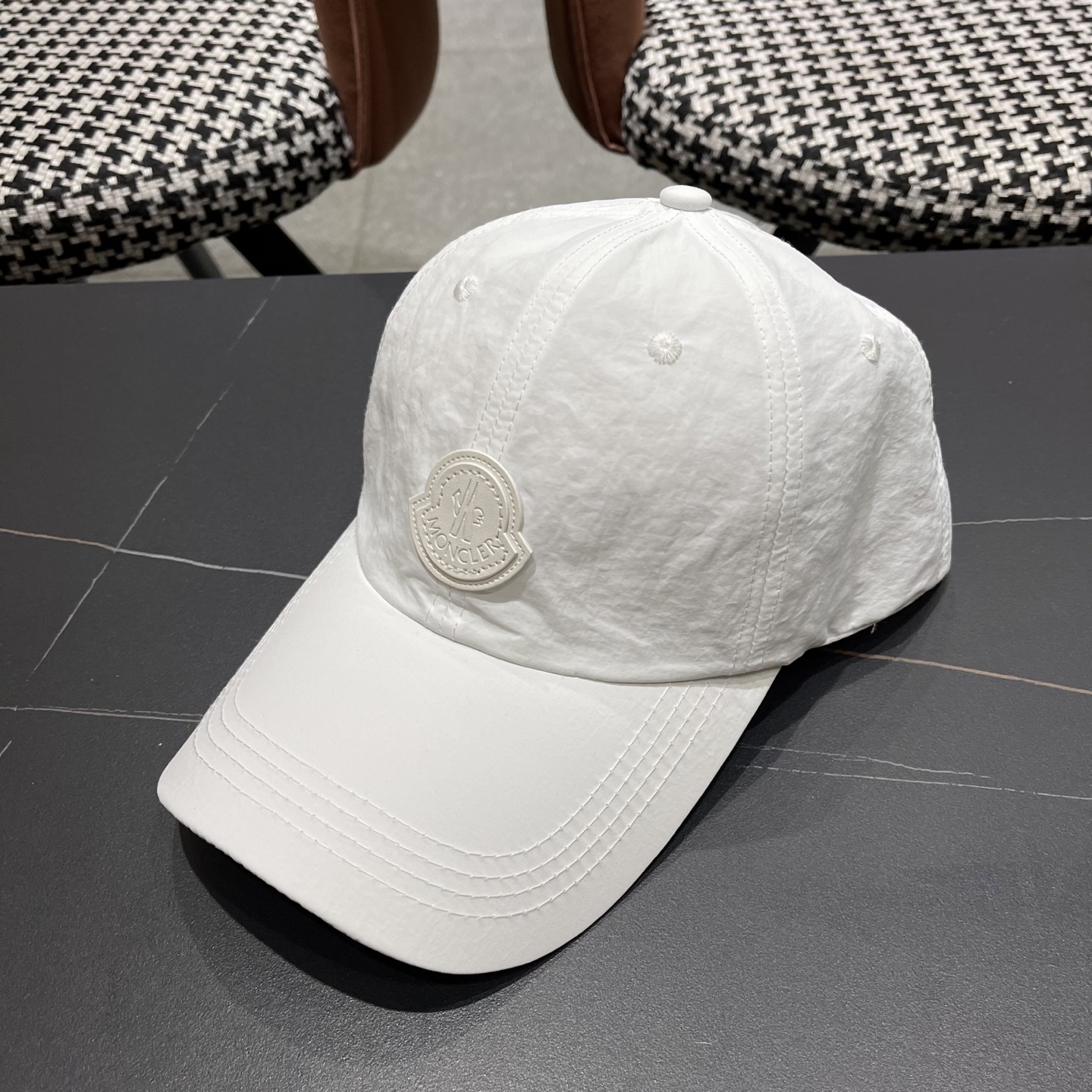  蒙口Moncler🆕春款新款个性速干清麴棒球帽，高品质透气性巨佳，高颜值时尚单品！
男女同款