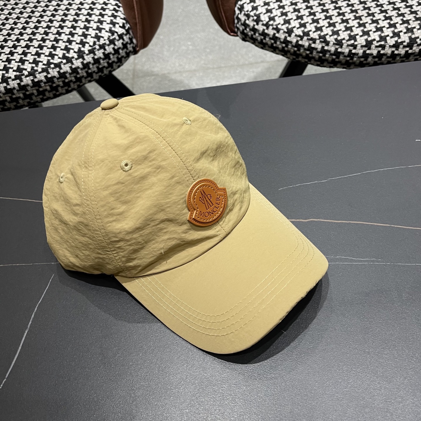  蒙口Moncler🆕春款新款个性速干清麴棒球帽，高品质透气性巨佳，高颜值时尚单品！
男女同款