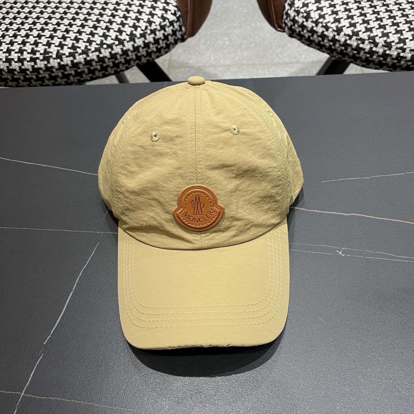  蒙口Moncler🆕春款新款个性速干清麴棒球帽，高品质透气性巨佳，高颜值时尚单品！
男女同款