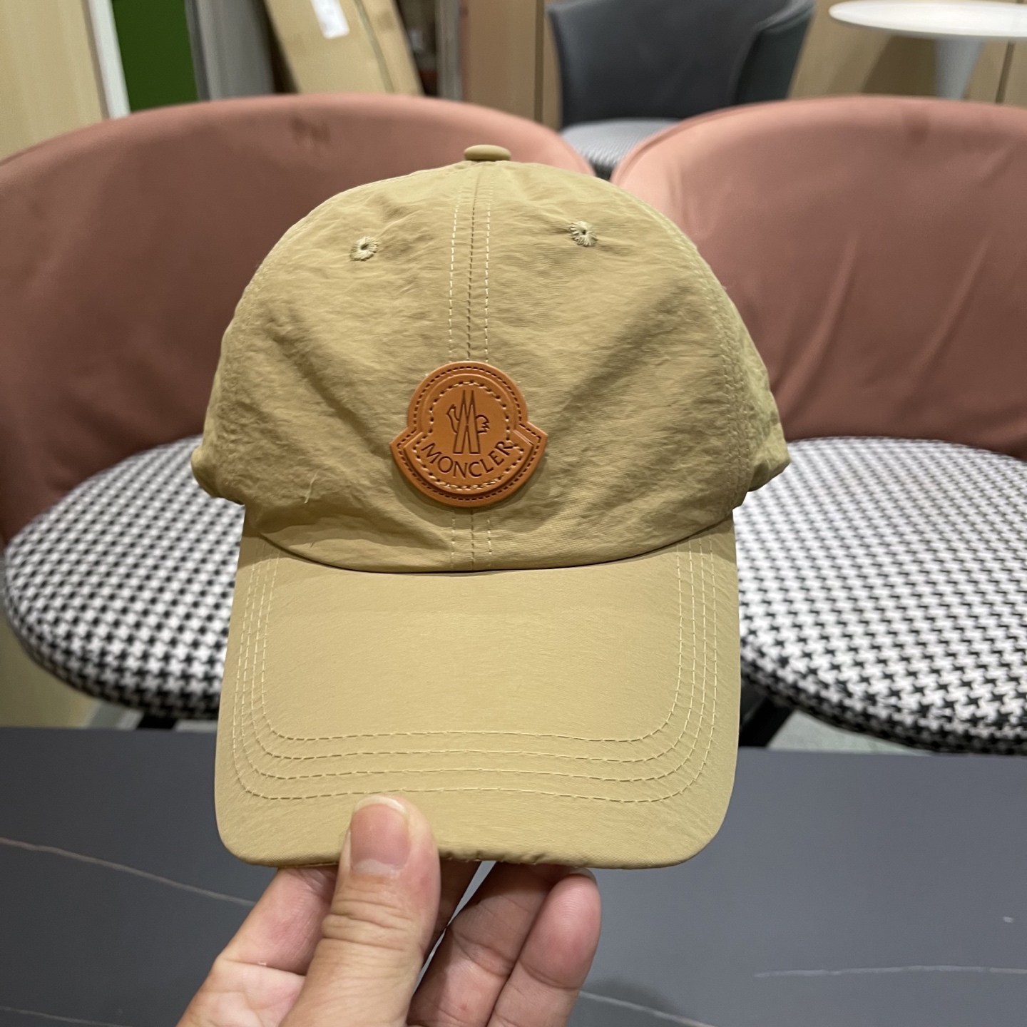  蒙口Moncler🆕春款新款个性速干清麴棒球帽，高品质透气性巨佳，高颜值时尚单品！
男女同款