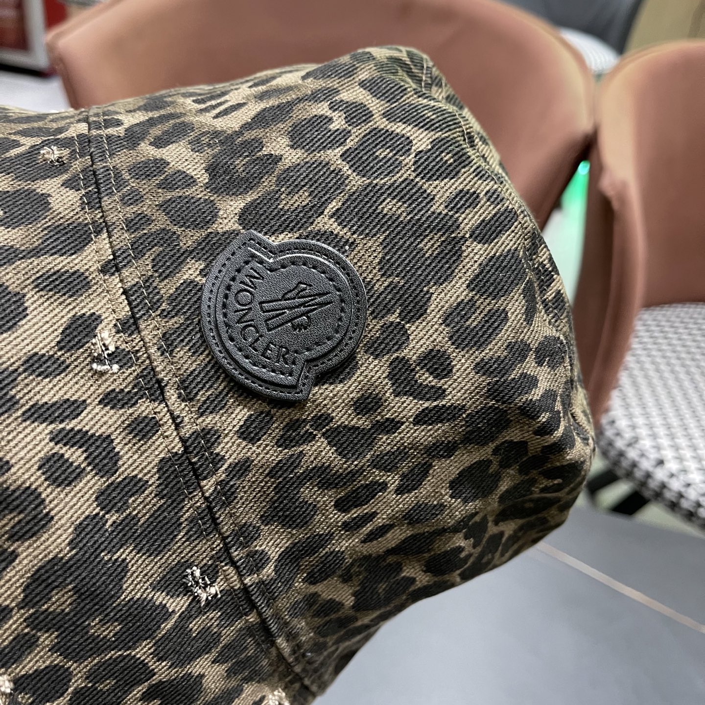  蒙口Moncler豹纹渔夫帽女2025春秋新款日系复古破洞水桶桶帽素颜百搭显脸小盆帽