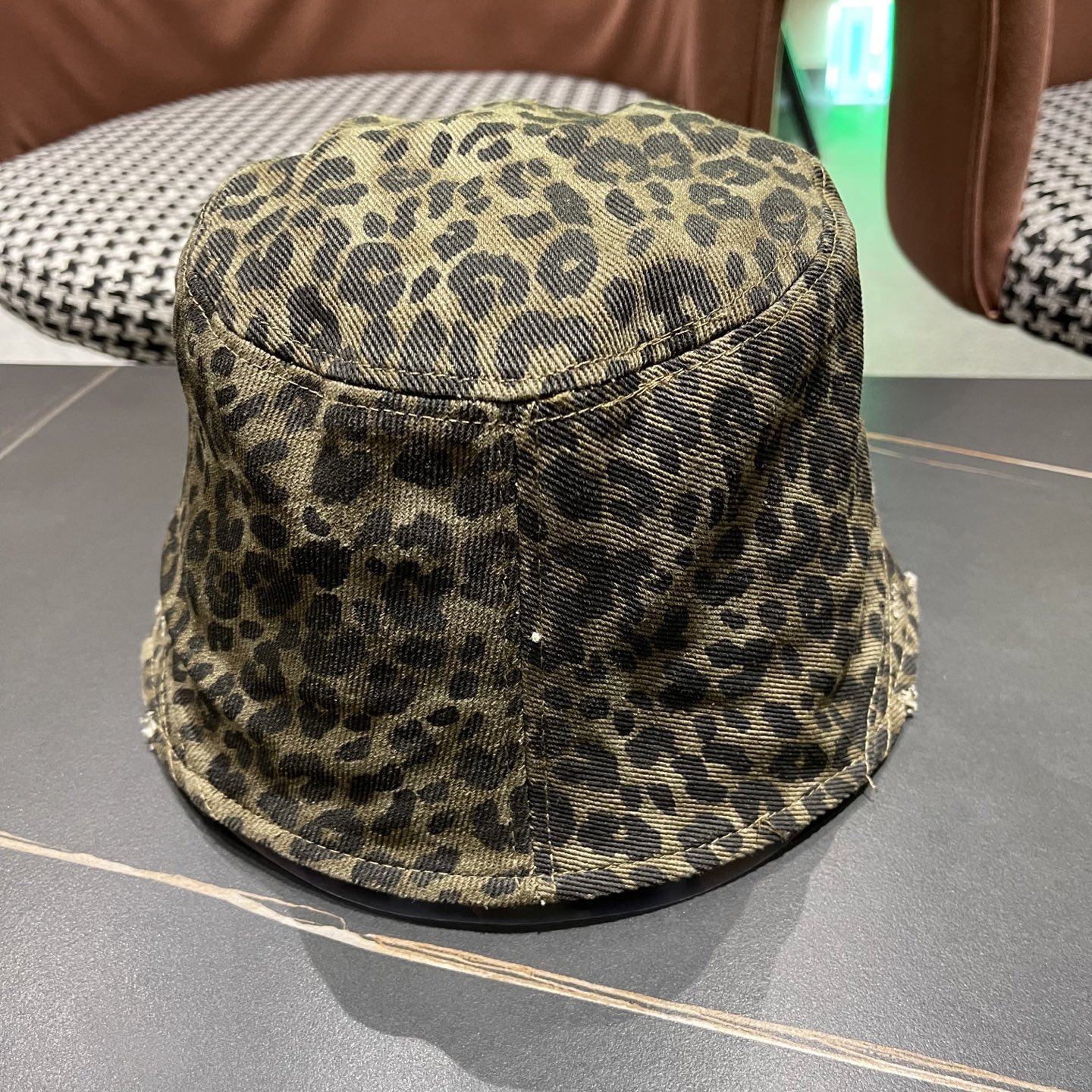  蒙口Moncler豹纹渔夫帽女2025春秋新款日系复古破洞水桶桶帽素颜百搭显脸小盆帽