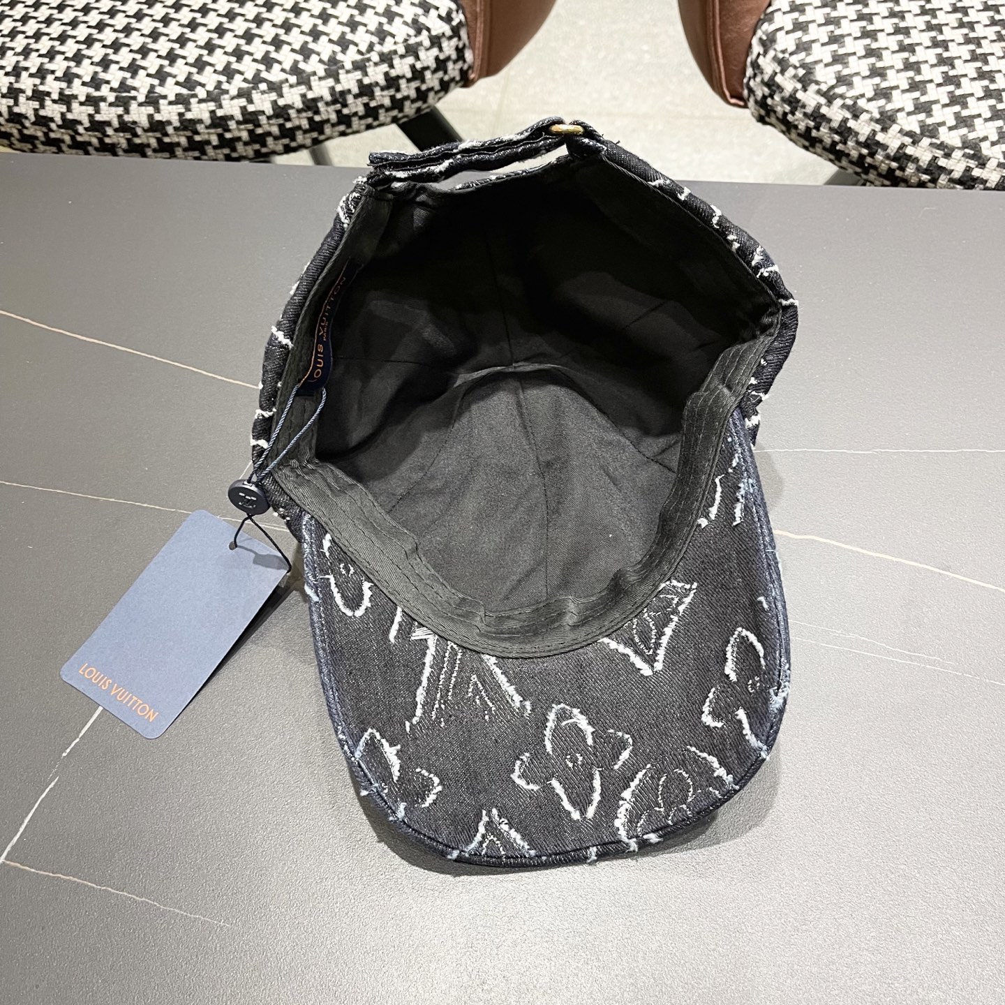  LV路易威登2025新款原单棒球帽，专柜11开模订制，原版帆布面料 轻盈透气！质量超赞，基础头围56，