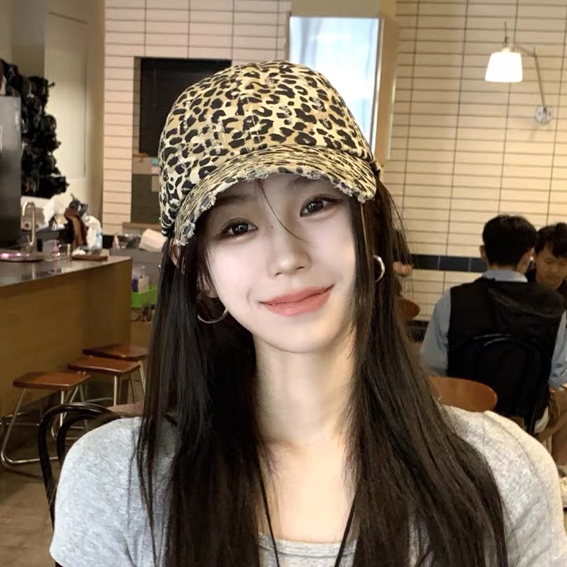 NO:356905,Lv Louis Vuitton leopard print baseball cap women summer 2025 new ripped hat retro big head national face small sun protection baseball cap hat straw hat fisherman hat baseball cap, hat, louis vuitton, louis vuitton, espadrilles, hatsLv路易威登豹纹鸭舌帽女士夏季2025新款破洞帽子复古大头国显脸小防晒棒球帽帽子草帽渔夫帽棒球帽,帽子,louis vuitton,louis vuitton,espadrilles,hats,hat