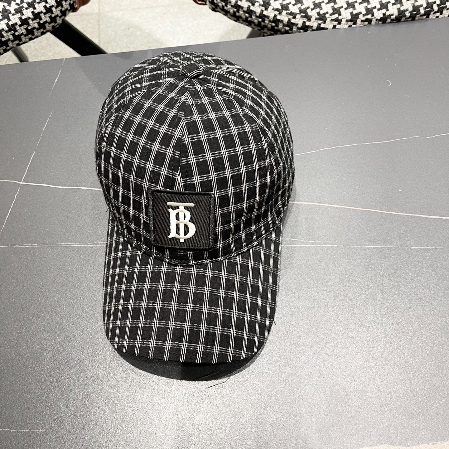  【巴宝莉BURBERRY】男女同款英伦风经典格子棒球帽
2025新款棉麻鸭舌帽遮阳透气品脸小