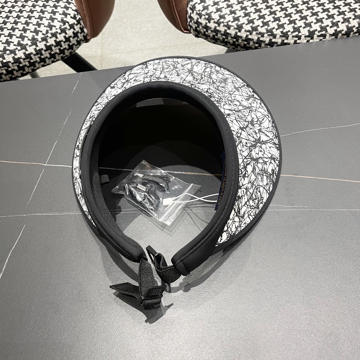  蒙口MONCLER韩版空顶帽子女夏季大帽檐防晒遮阳帽户外骑行运
动防紫外线太阳帽