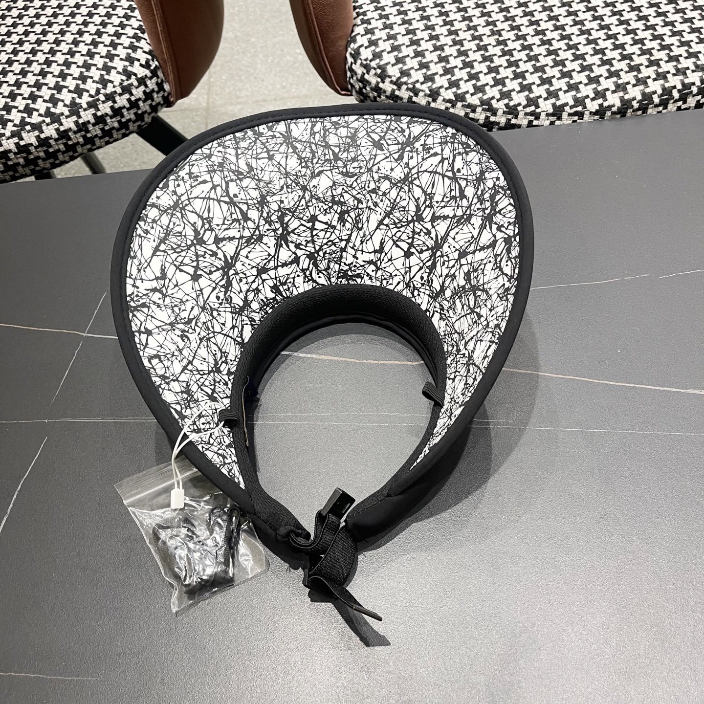  蒙口MONCLER韩版空顶帽子女夏季大帽檐防晒遮阳帽户外骑行运
动防紫外线太阳帽