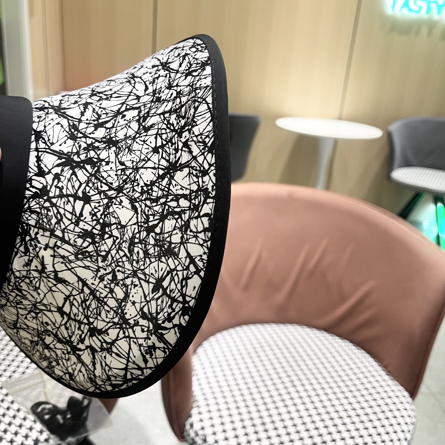  蒙口MONCLER韩版空顶帽子女夏季大帽檐防晒遮阳帽户外骑行运
动防紫外线太阳帽