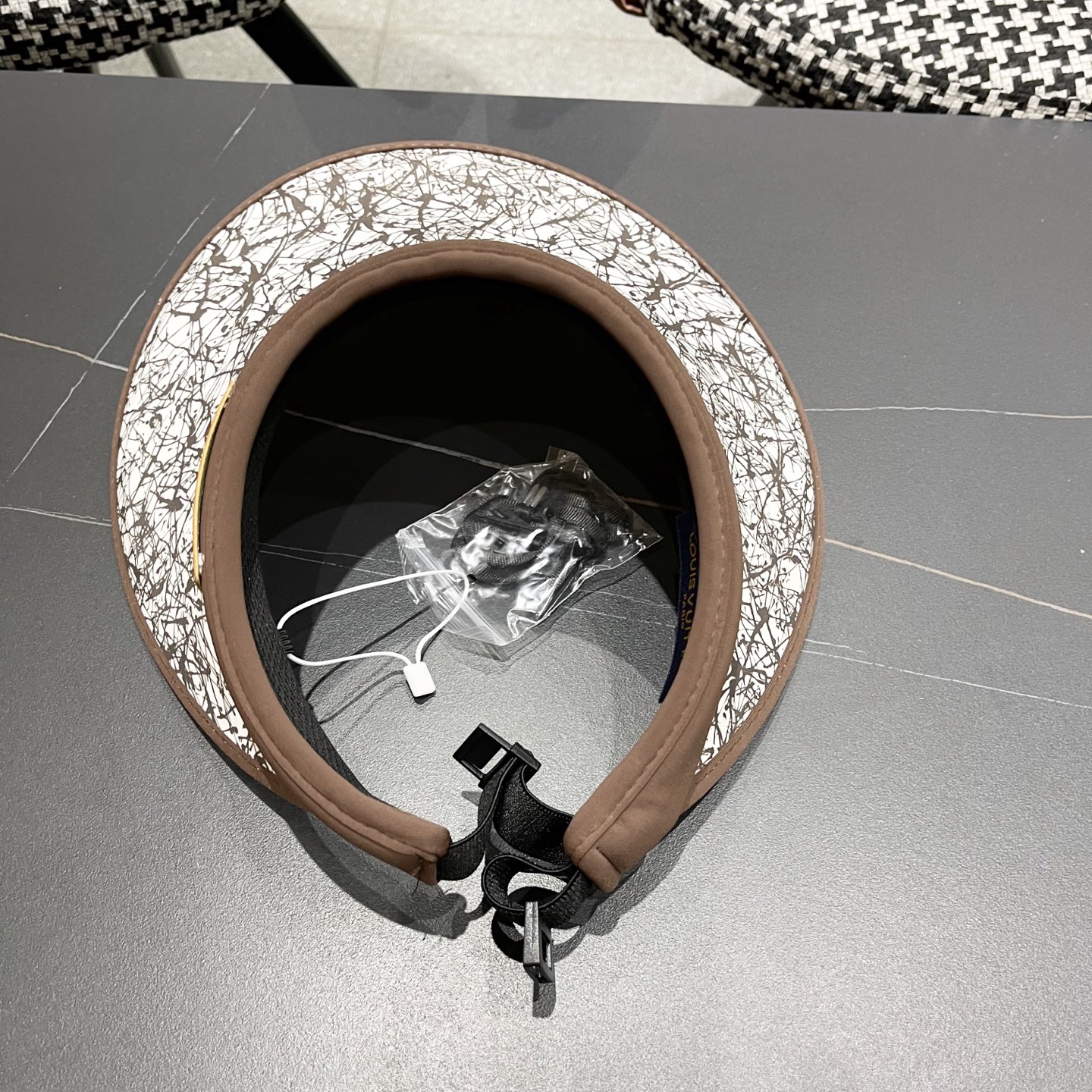  蒙口MONCLER韩版空顶帽子女夏季大帽檐防晒遮阳帽户外骑行运
动防紫外线太阳帽