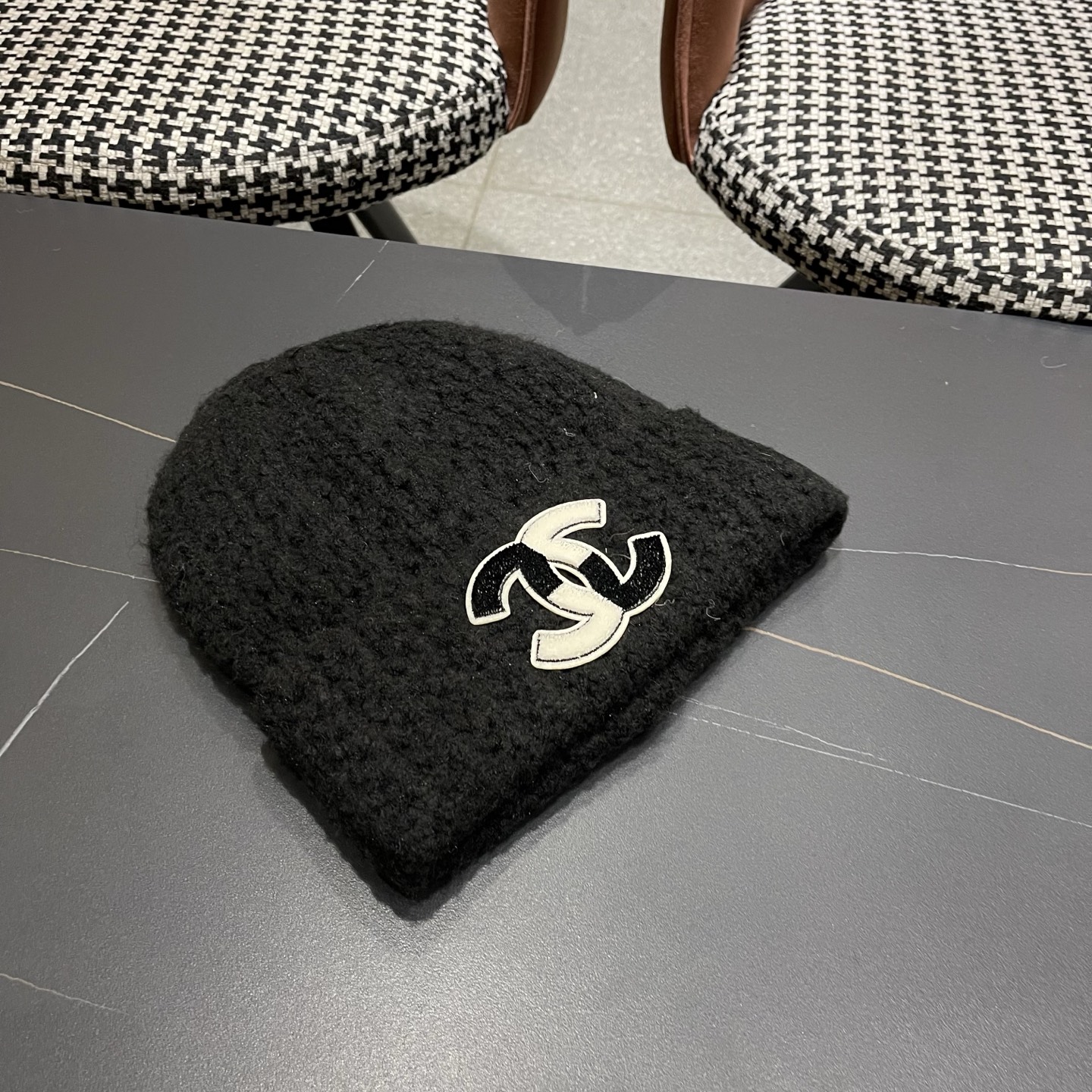  Chanel官网品质香奈儿2025秋冬网红时尚博主推荐款毛线帽，小红书爆款，手感超柔软舒适的针织线帽，