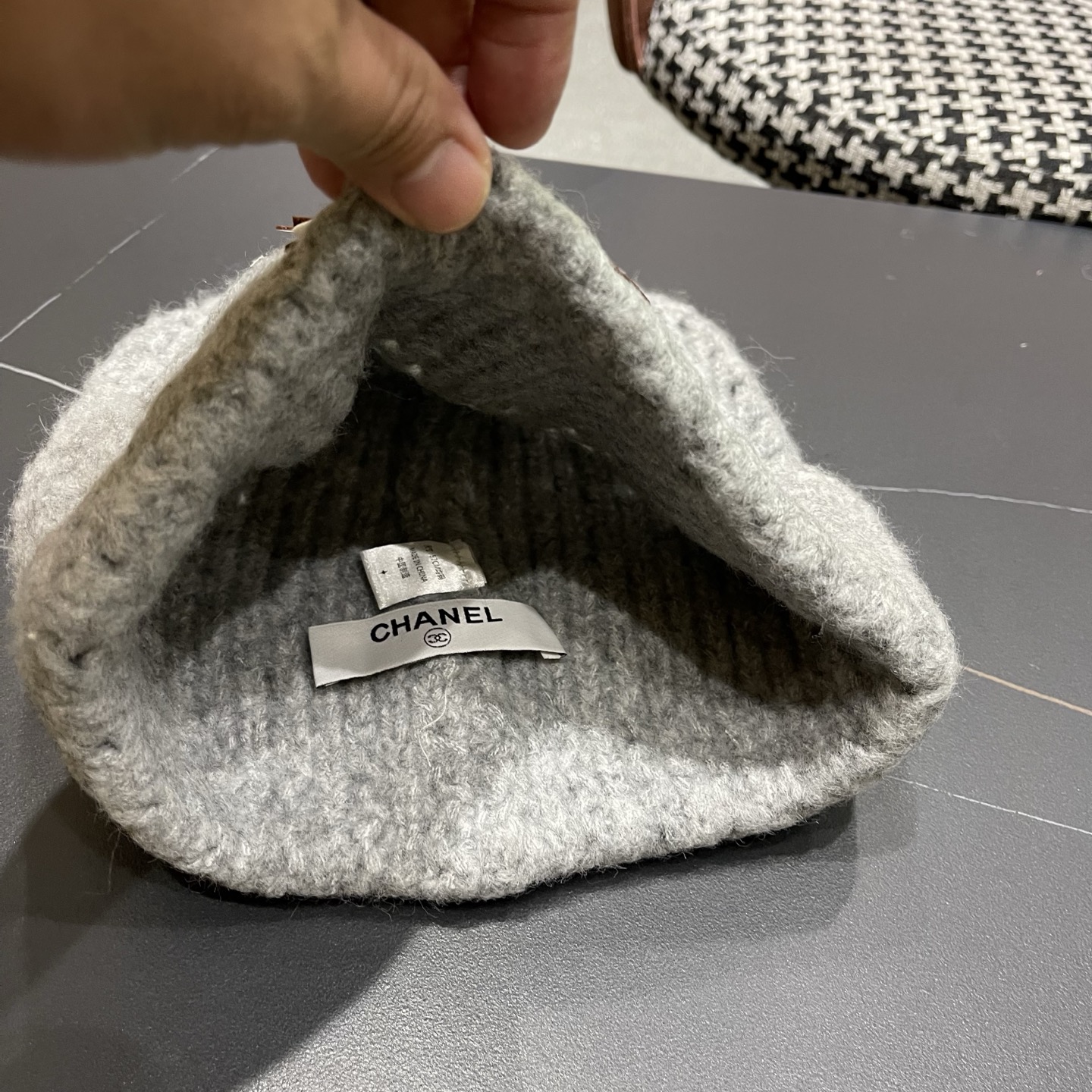  Chanel官网品质香奈儿2025秋冬网红时尚博主推荐款毛线帽，小红书爆款，手感超柔软舒适的针织线帽，