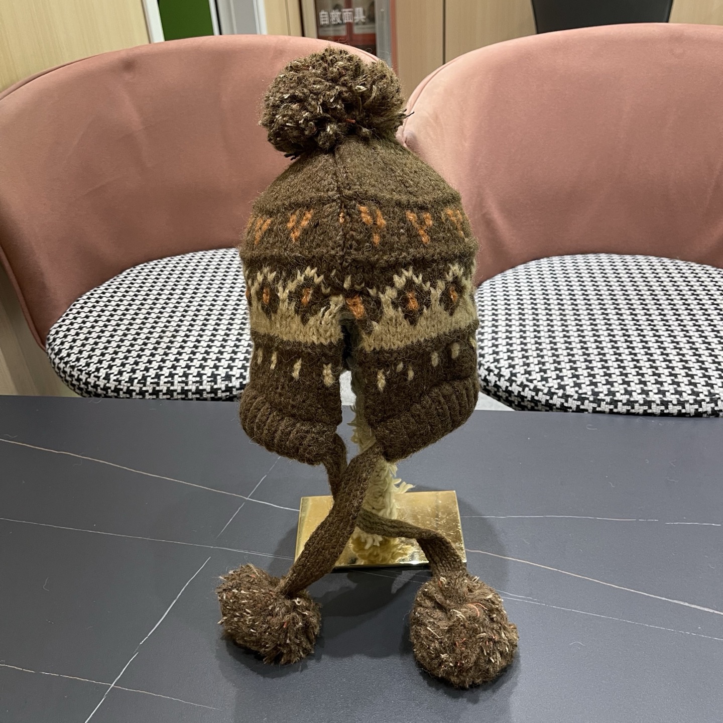  👒迪奥Dior👒 秋冬季民族风绒球针织毛线帽子女显脸小护耳保暖防寒包头雷锋帽子