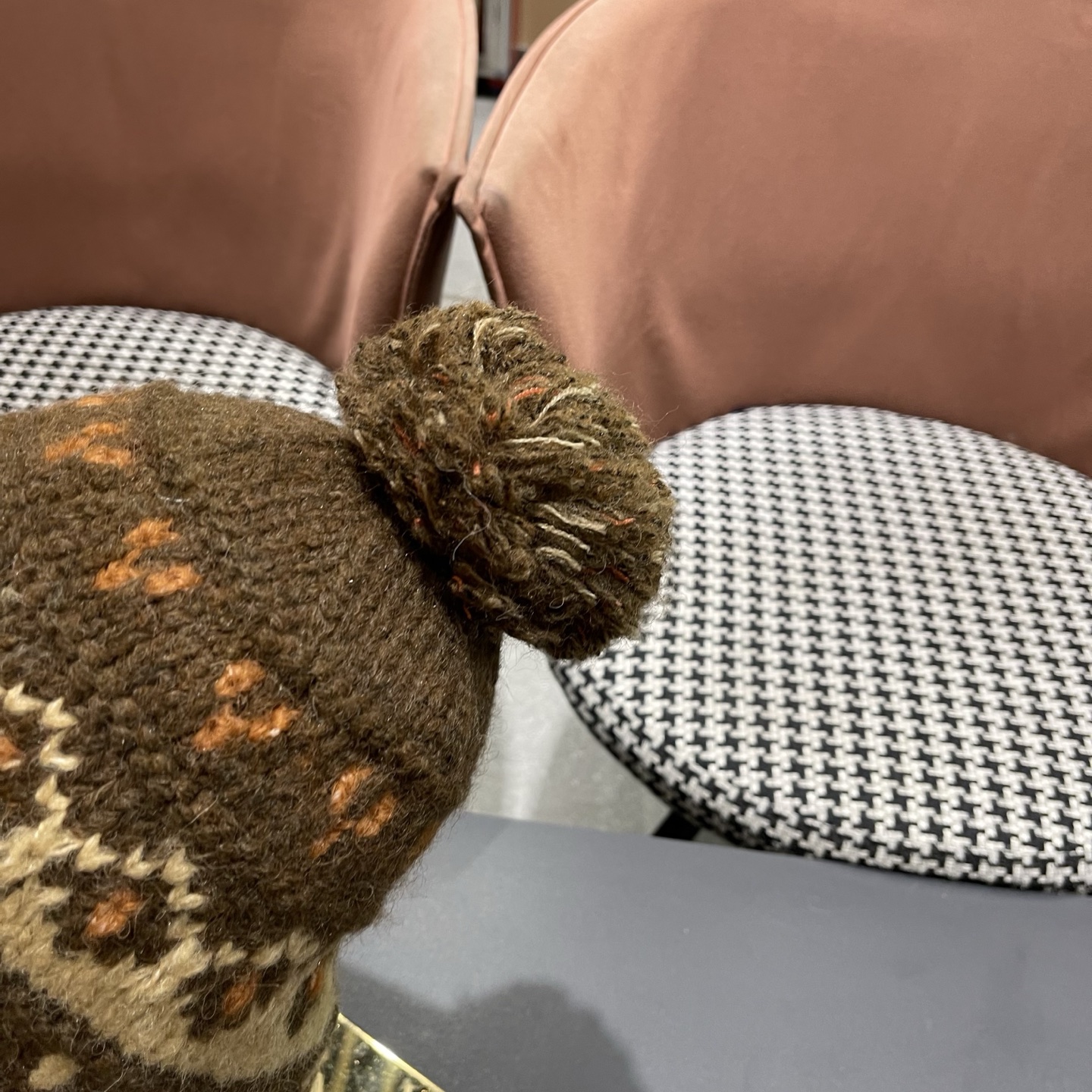  👒迪奥Dior👒 秋冬季民族风绒球针织毛线帽子女显脸小护耳保暖防寒包头雷锋帽子