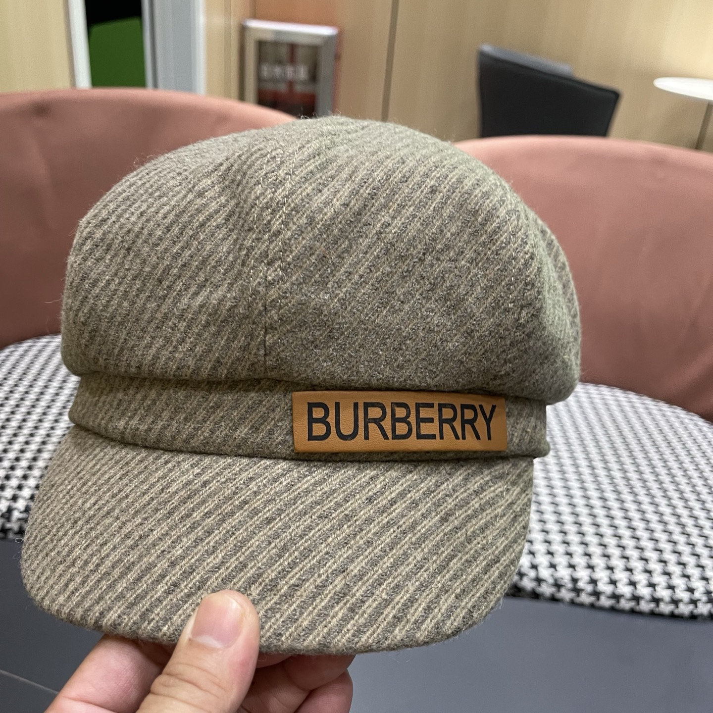 巴宝莉Burberry秋冬贝雷帽兔毛八角帽，时尚配饰，保暖百搭潮牌