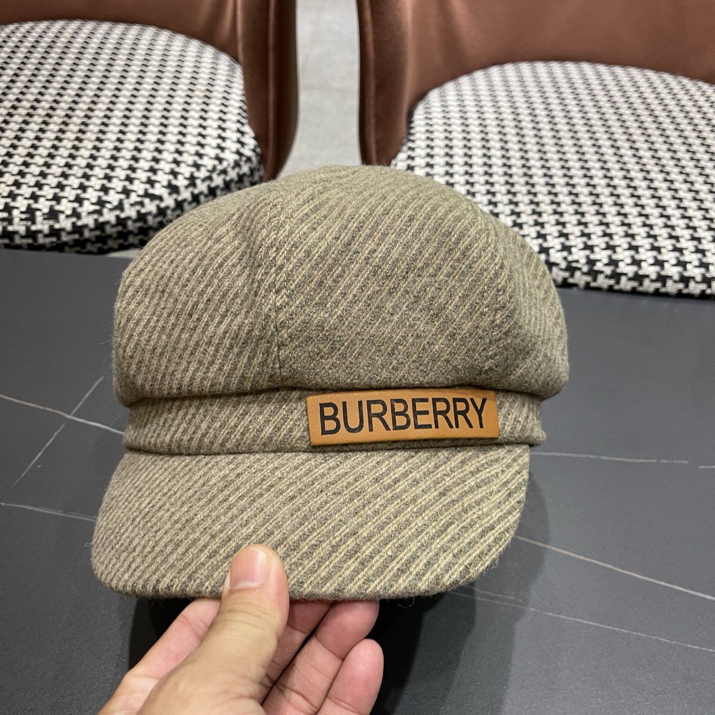  巴宝莉Burberry秋冬贝雷帽兔毛八角帽，时尚配饰，保暖百搭潮牌