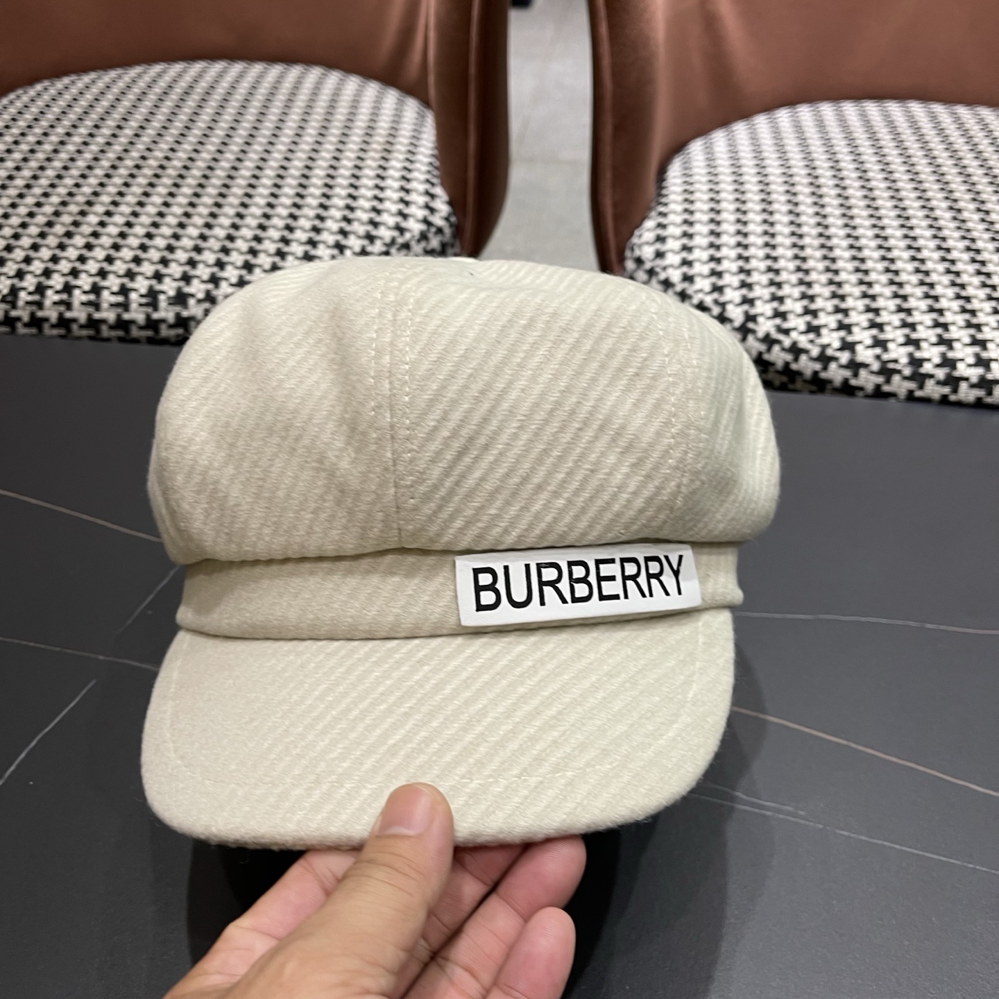  巴宝莉Burberry秋冬贝雷帽兔毛八角帽，时尚配饰，保暖百搭潮牌