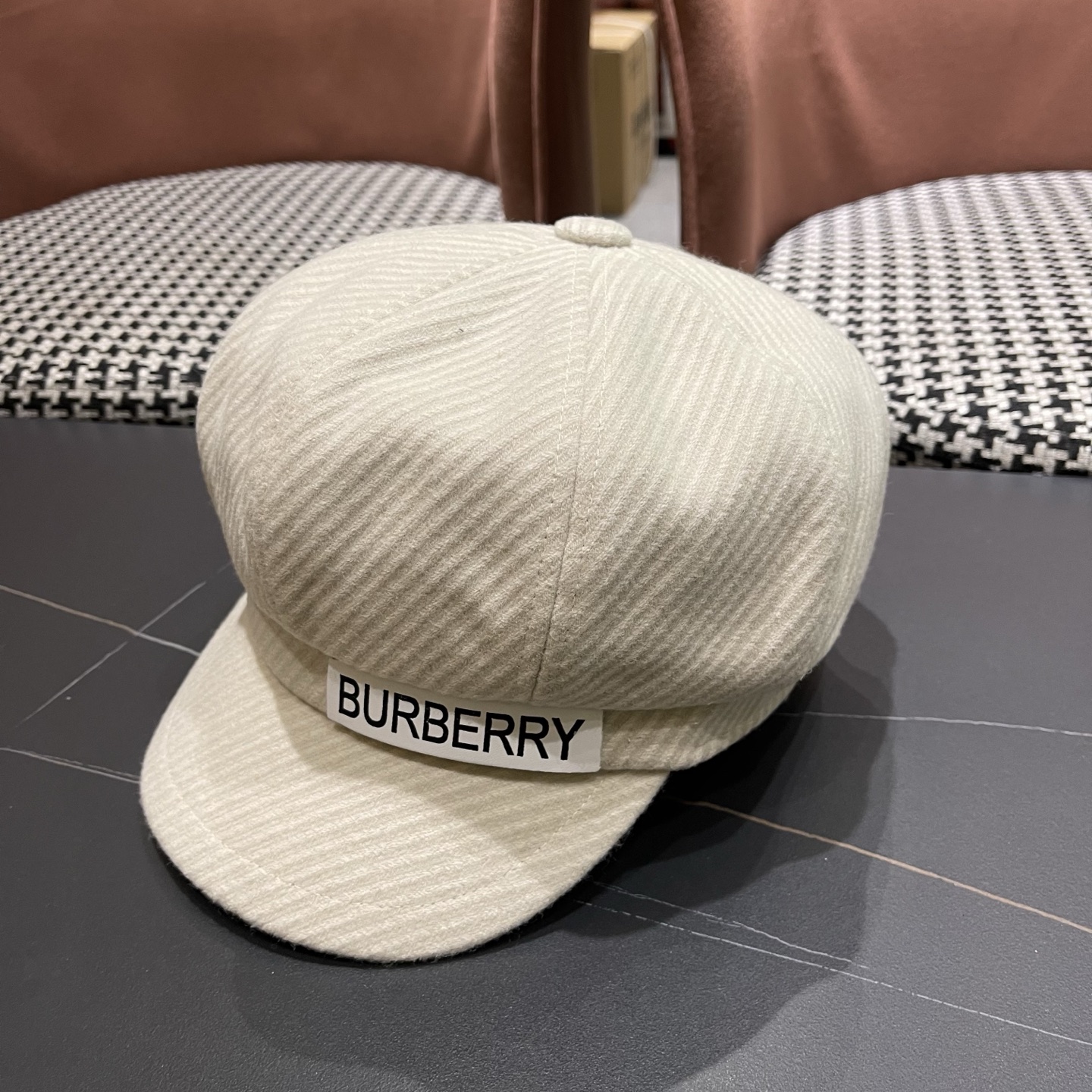  巴宝莉Burberry秋冬贝雷帽兔毛八角帽，时尚配饰，保暖百搭潮牌