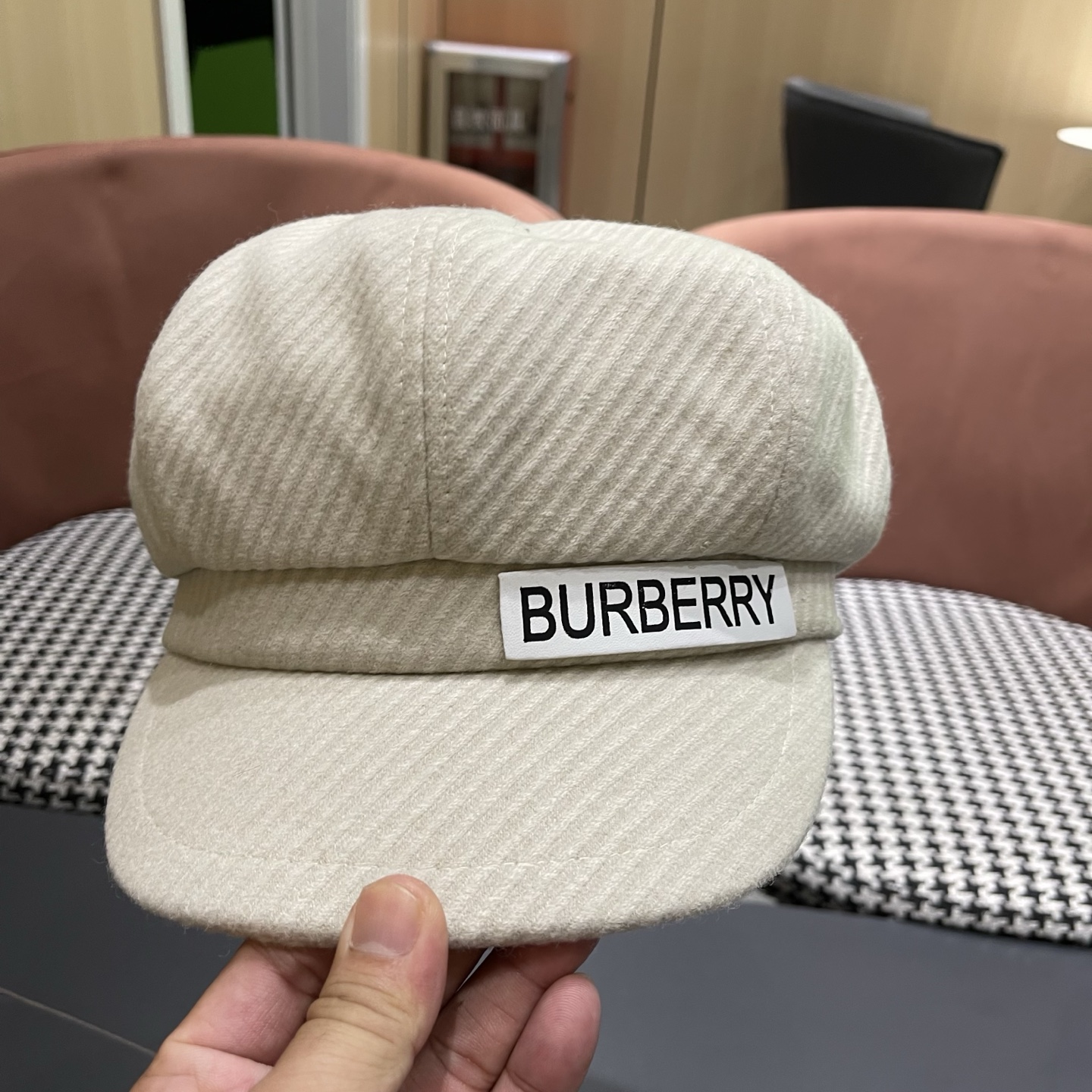  巴宝莉Burberry秋冬贝雷帽兔毛八角帽，时尚配饰，保暖百搭潮牌