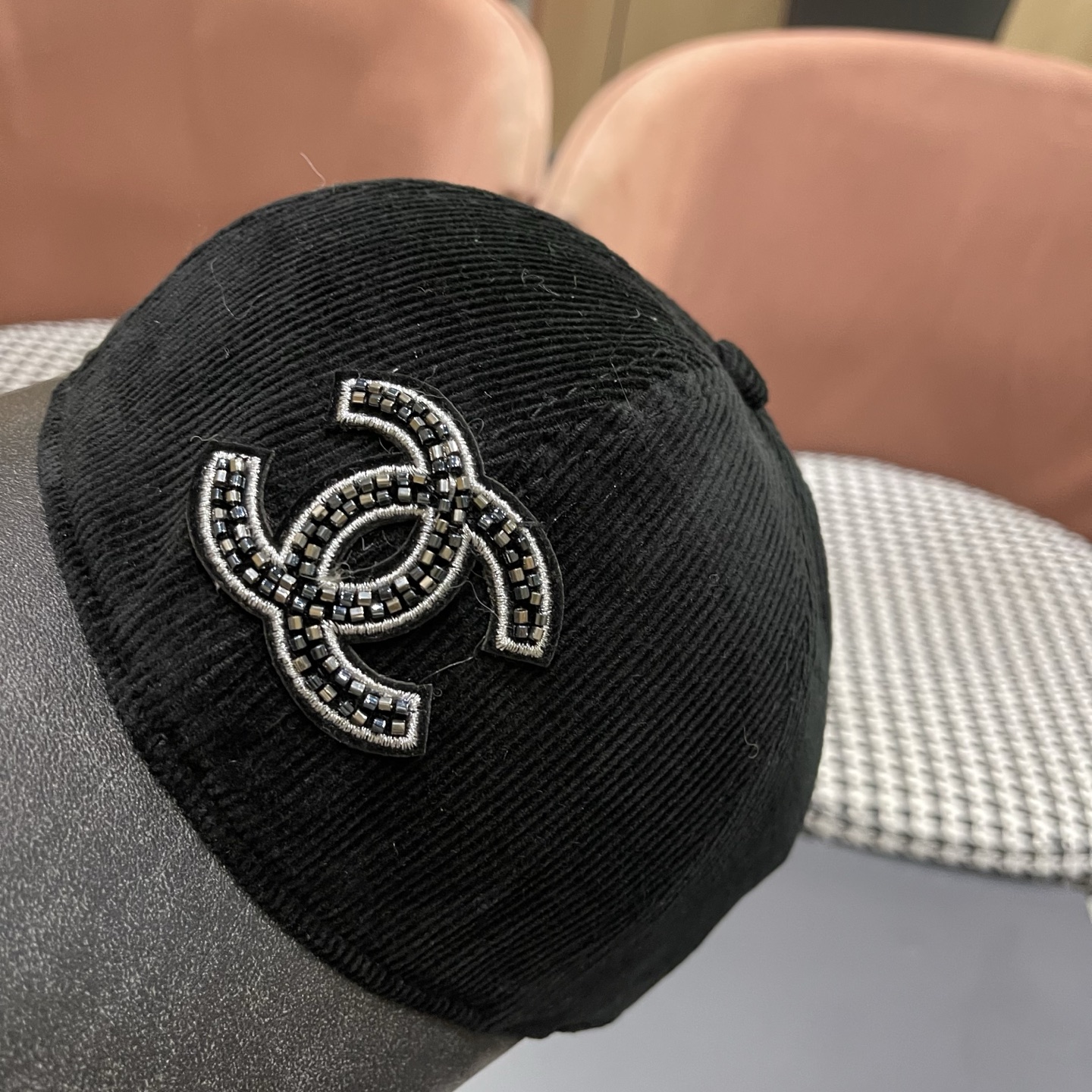  Chanel香奈儿复古灯芯绒棒球帽子女休闲时尚宽帽檐秋冬纯色百搭PU皮檐鸭舌帽男