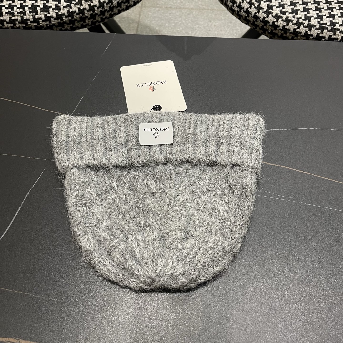  【MONCLER蒙口秋冬加厚加绒边保暖加厚男士针织帽户外护耳毛线帽女