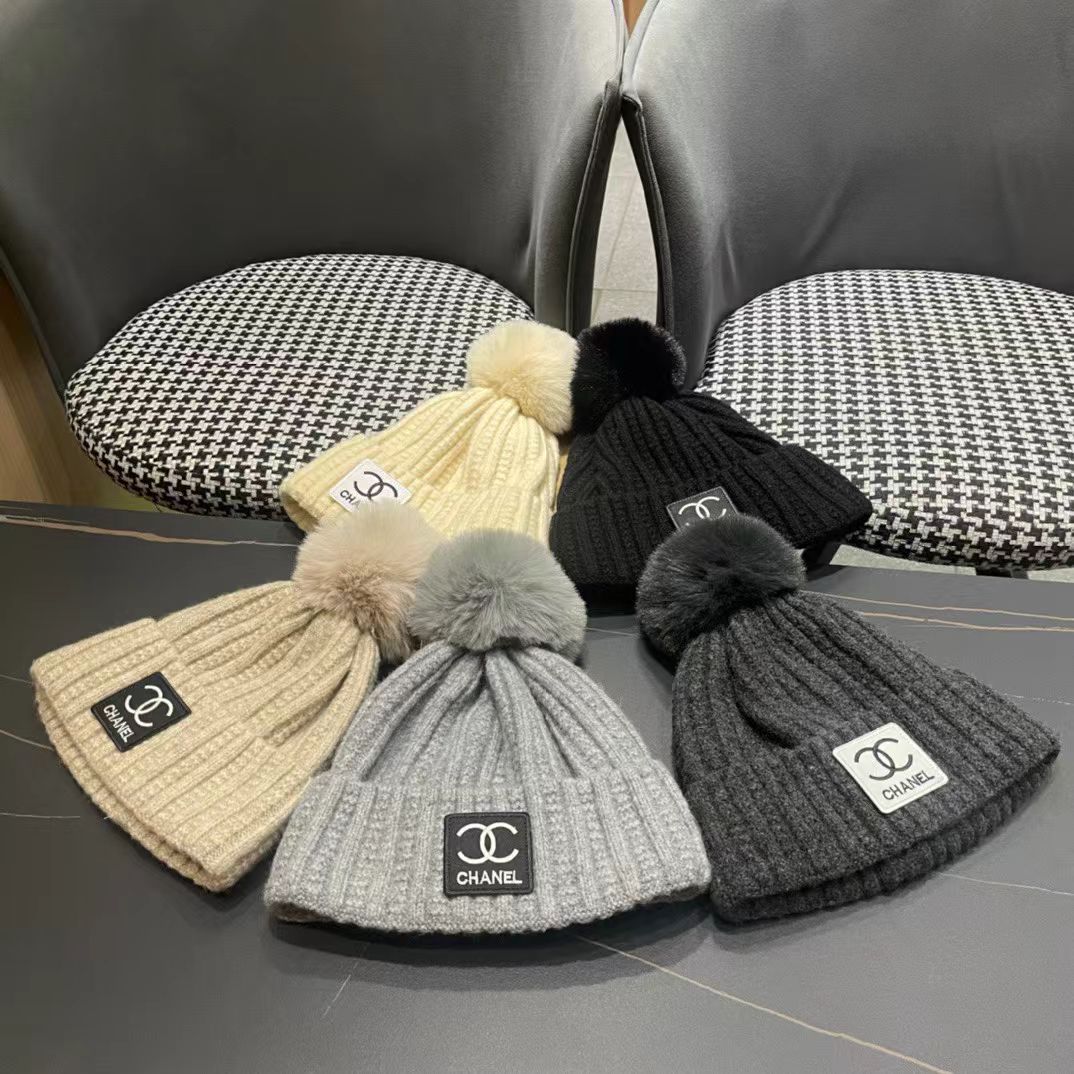  Chanel官网品质香奈儿秋冬网红时尚博主推荐款毛线帽，小红书爆款，手感超柔软舒适的针织线帽，弹性极佳