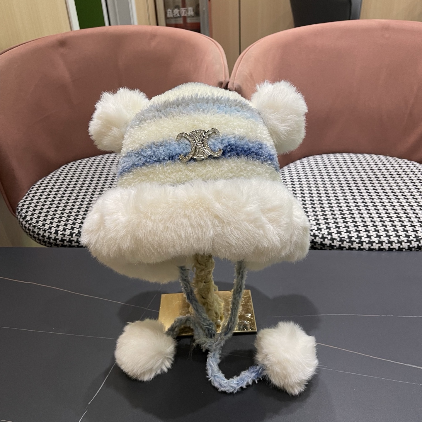  【Celine赛琳】2025秋冬新款羊绒条纹拼色渔夫帽独特设计～复古文艺的一款