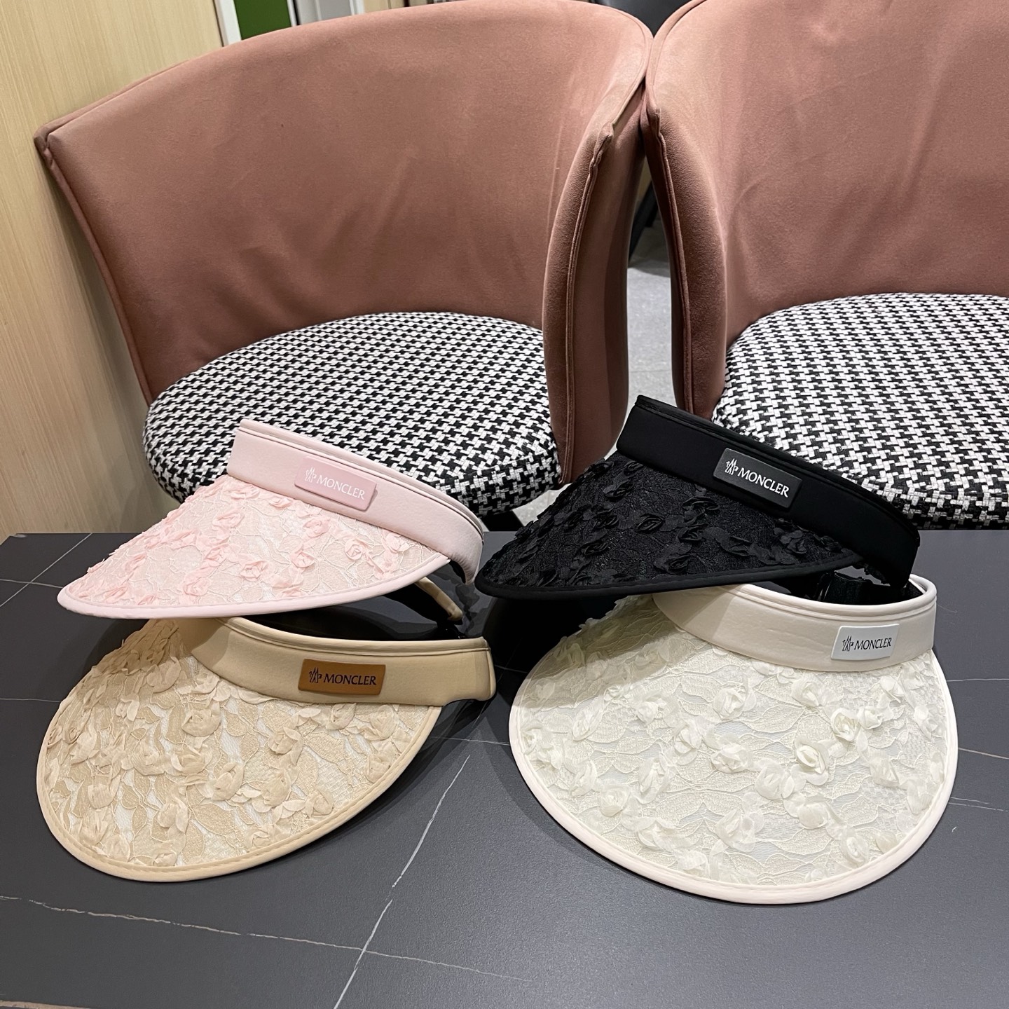  蒙口MONCLER2025新款花朵空顶帽女春夏出游遮阳防晒帽显脸小