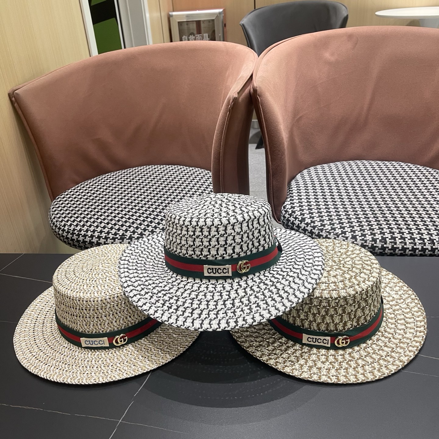  【GUCCI古奇】2025新款草编遮阳草帽🤩沙滩风，简约大方，百搭单品～新品上架