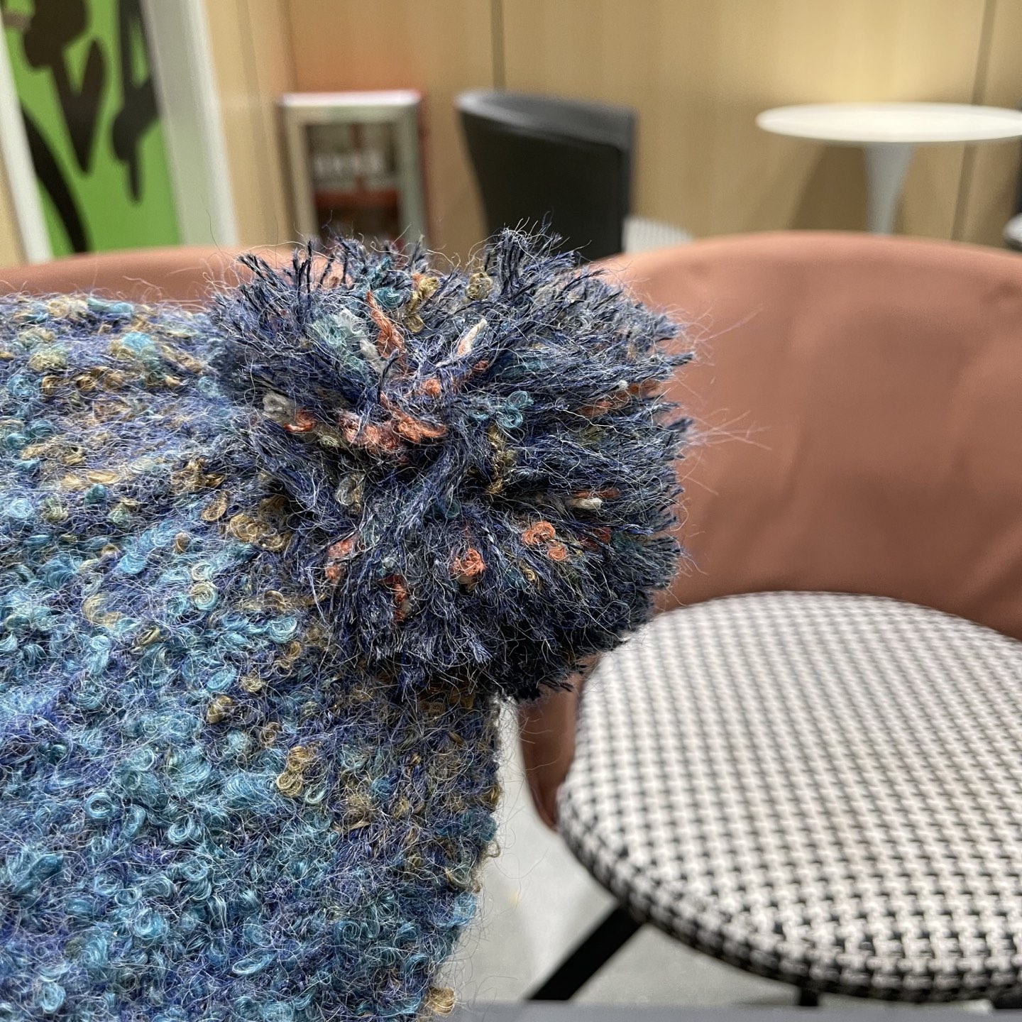  Chanel香奈儿秋冬网红时尚博主推荐款毛线帽，小红书爆款，手感超柔软舒适的针织线帽，弹性极佳！
