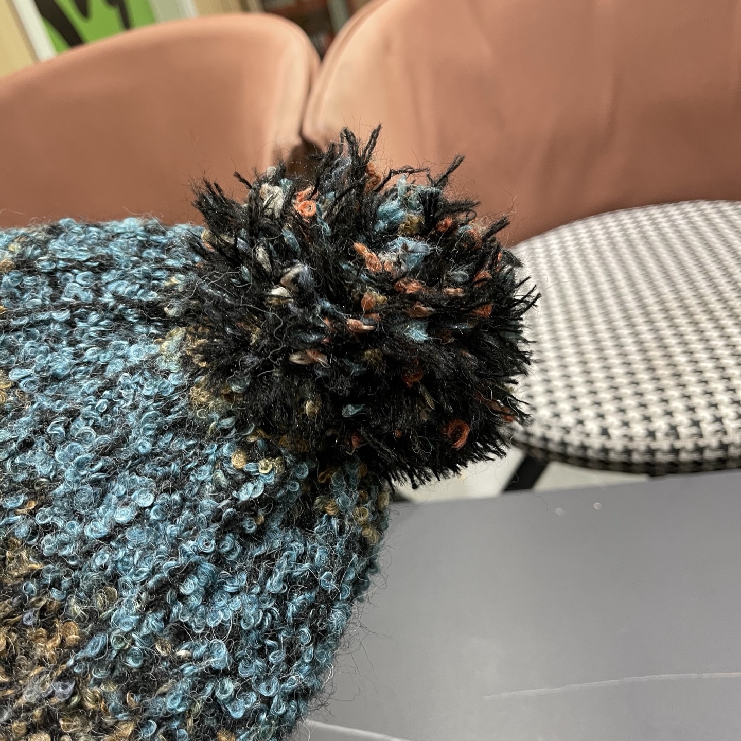  Chanel香奈儿秋冬网红时尚博主推荐款毛线帽，小红书爆款，手感超柔软舒适的针织线帽，弹性极佳！
