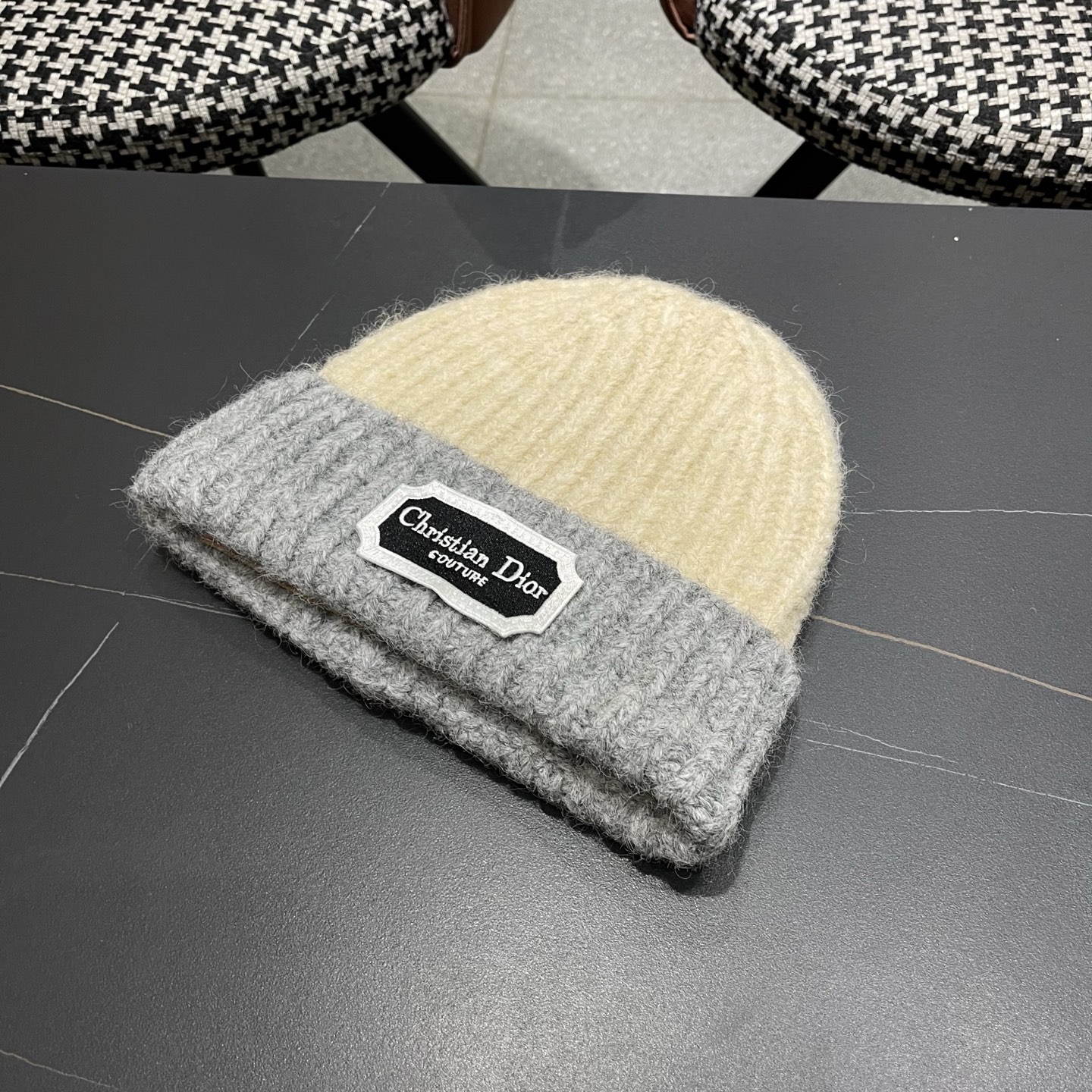  DIOR迪奥2025新款针织帽子女冬季复古百搭显脸小毛线帽大头围保暖冷帽