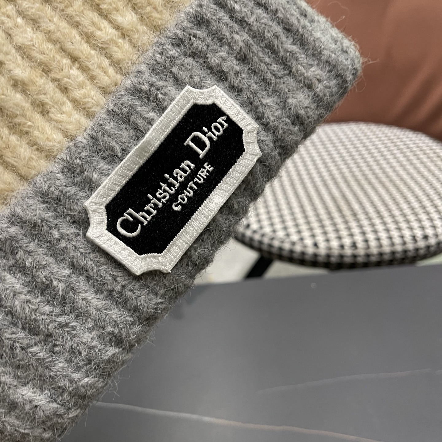  DIOR迪奥2025新款针织帽子女冬季复古百搭显脸小毛线帽大头围保暖冷帽