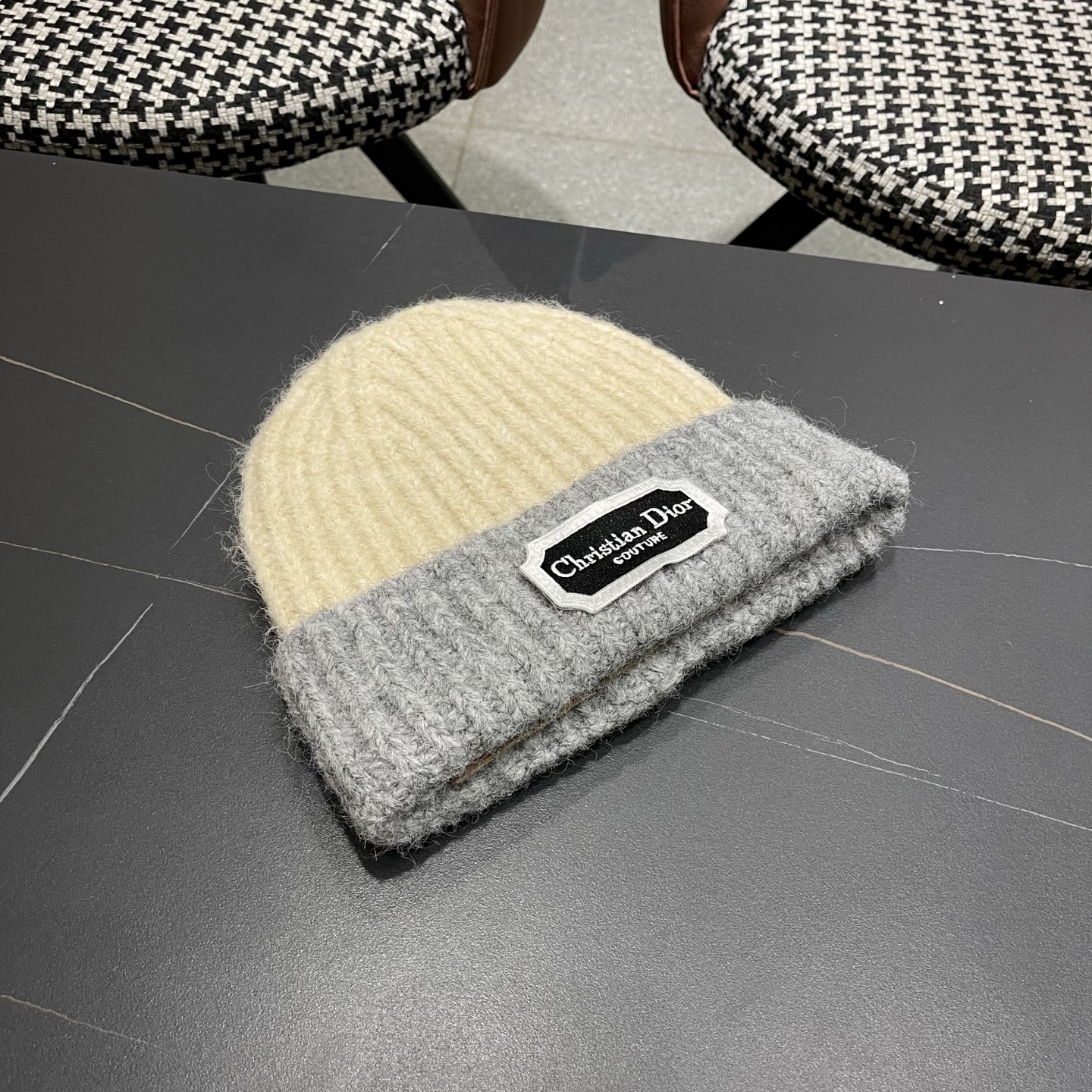  DIOR迪奥2025新款针织帽子女冬季复古百搭显脸小毛线帽大头围保暖冷帽