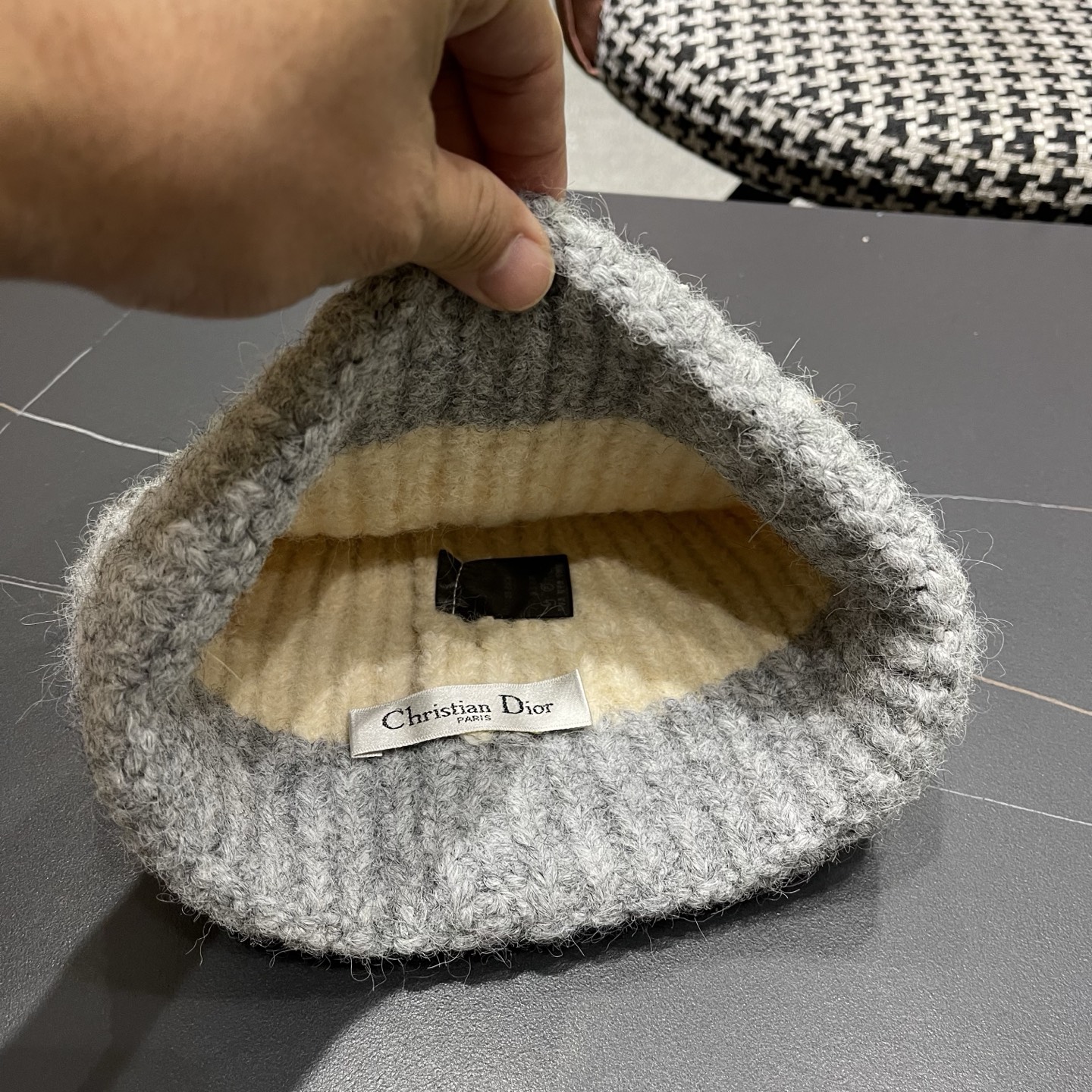  DIOR迪奥2025新款针织帽子女冬季复古百搭显脸小毛线帽大头围保暖冷帽