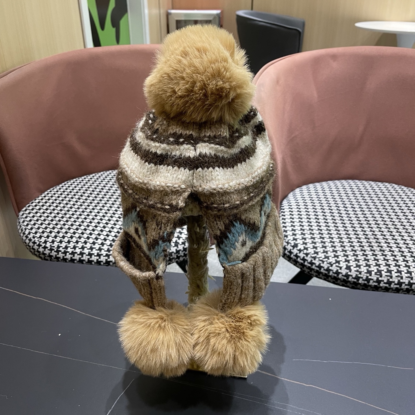 Lv路易威登毛绒护耳帽女冬天网红保暖帽子雷锋帽