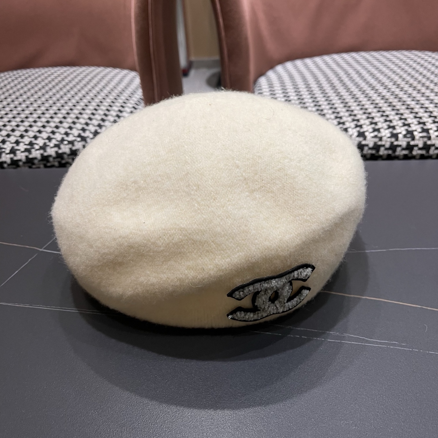 Chanel香奈儿新款贝雷帽，兔毛羊毛面料，小香风高级定制，女神必备，头围57cm