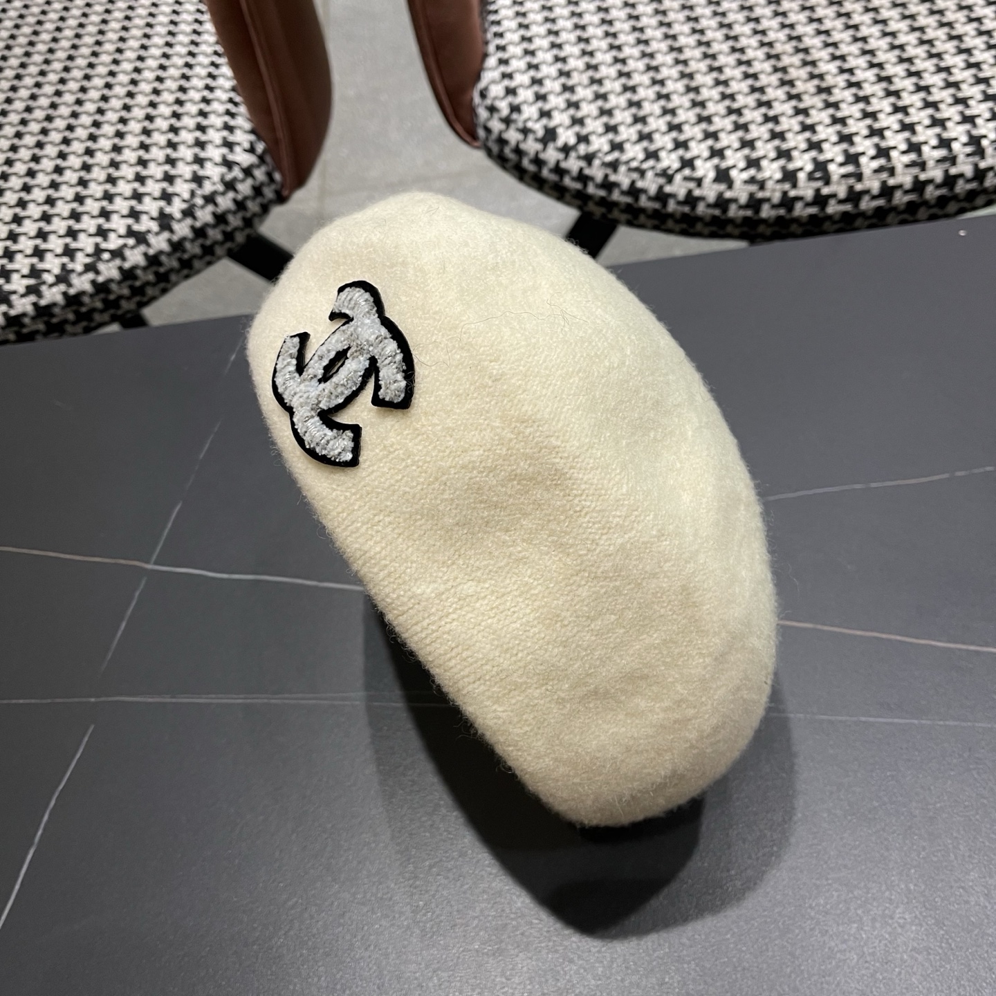 Chanel香奈儿新款贝雷帽，兔毛羊毛面料，小香风高级定制，女神必备，头围57cm