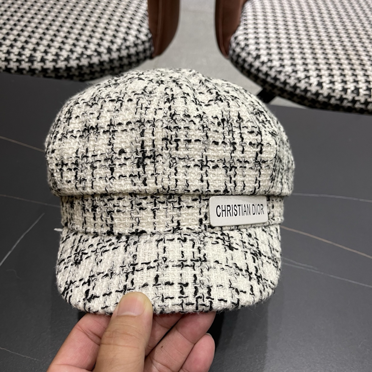 迪奥韩版八角帽子女士格子鸭舌帽秋天学生画家帽贝雷帽