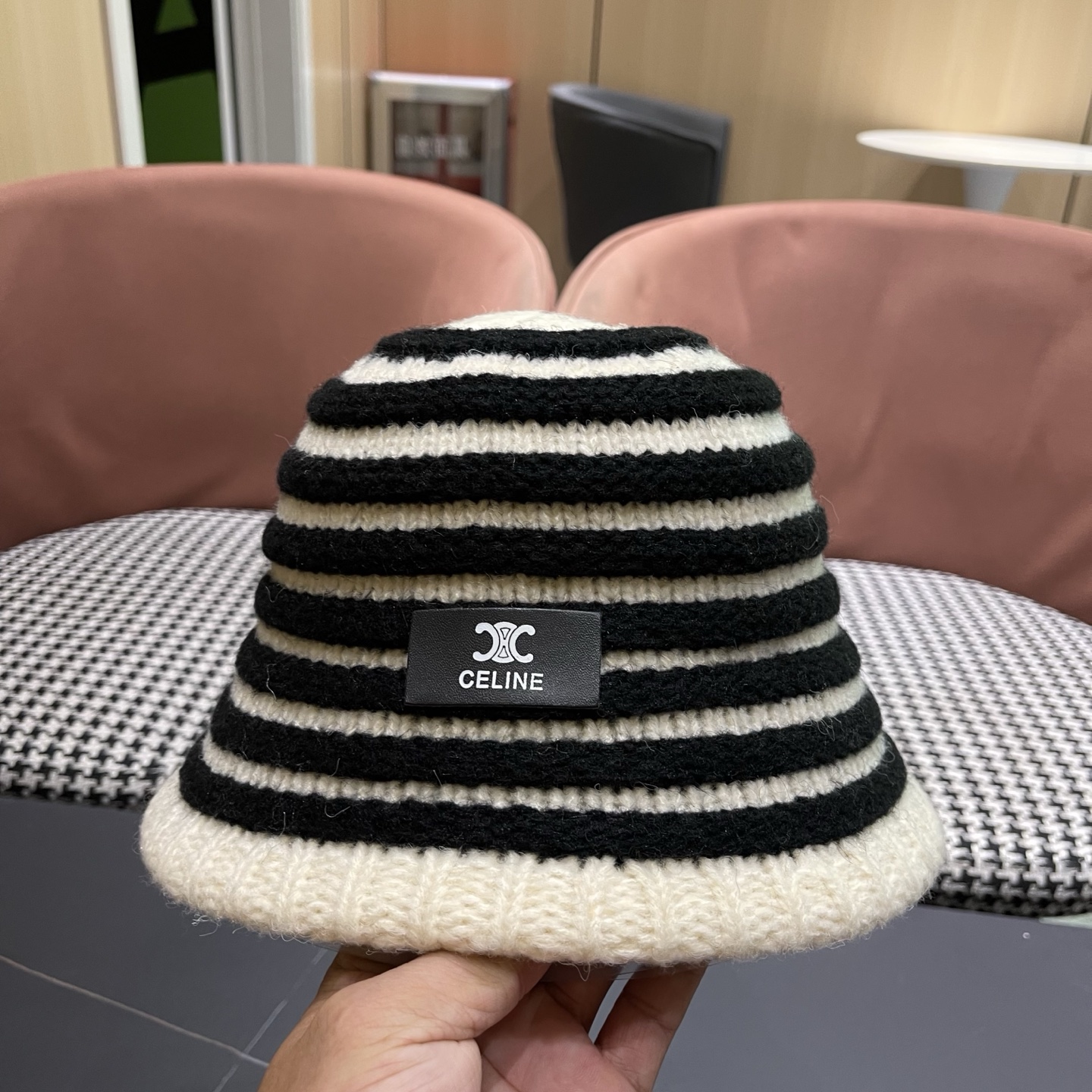 Celine 赛琳*定制版凯旋门羊羔毛盆帽女款水桶帽2025年爆款新款秋冬季帽子渔夫帽冬款