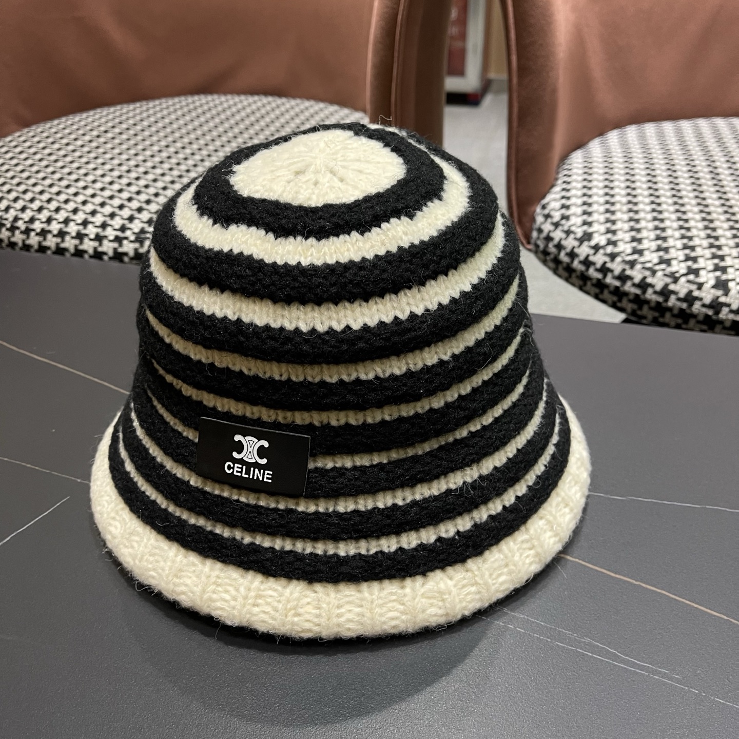 Celine 赛琳*定制版凯旋门羊羔毛盆帽女款水桶帽2025年爆款新款秋冬季帽子渔夫帽冬款